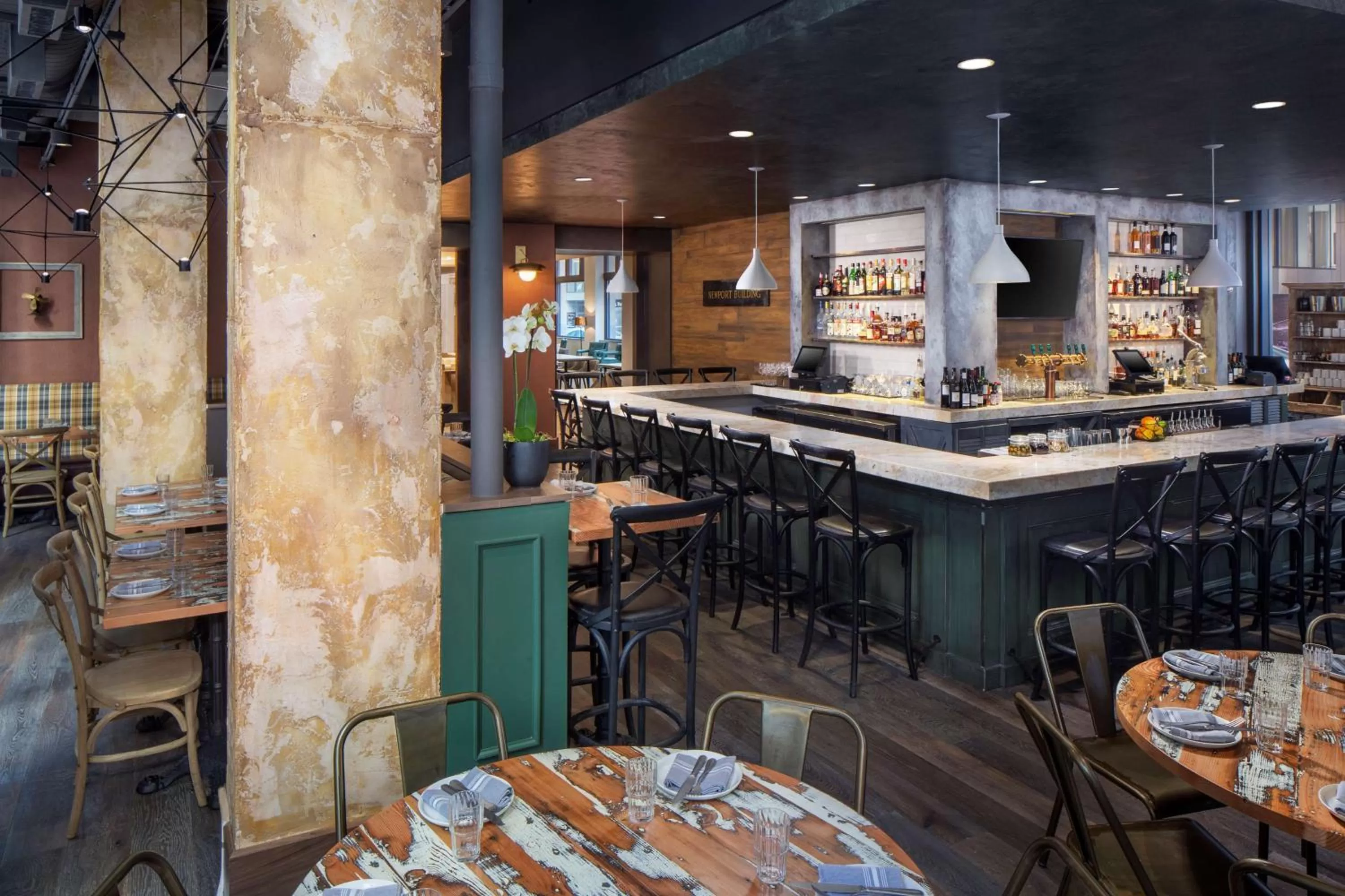 Restaurant/places to eat in Hyatt Centric Faneuil Hall Boston