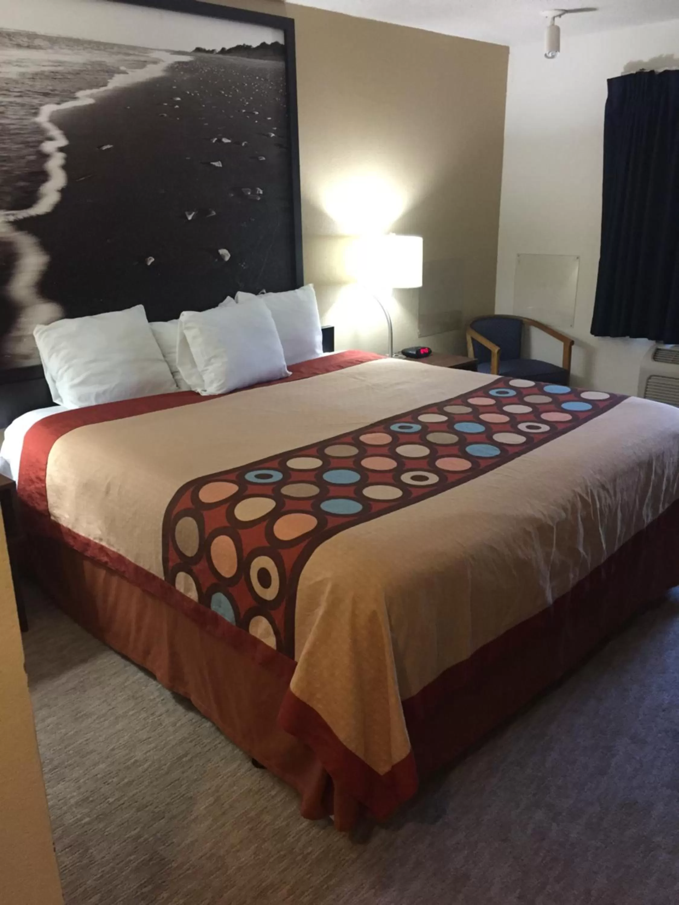 Bed in Super 8 by Wyndham College Station