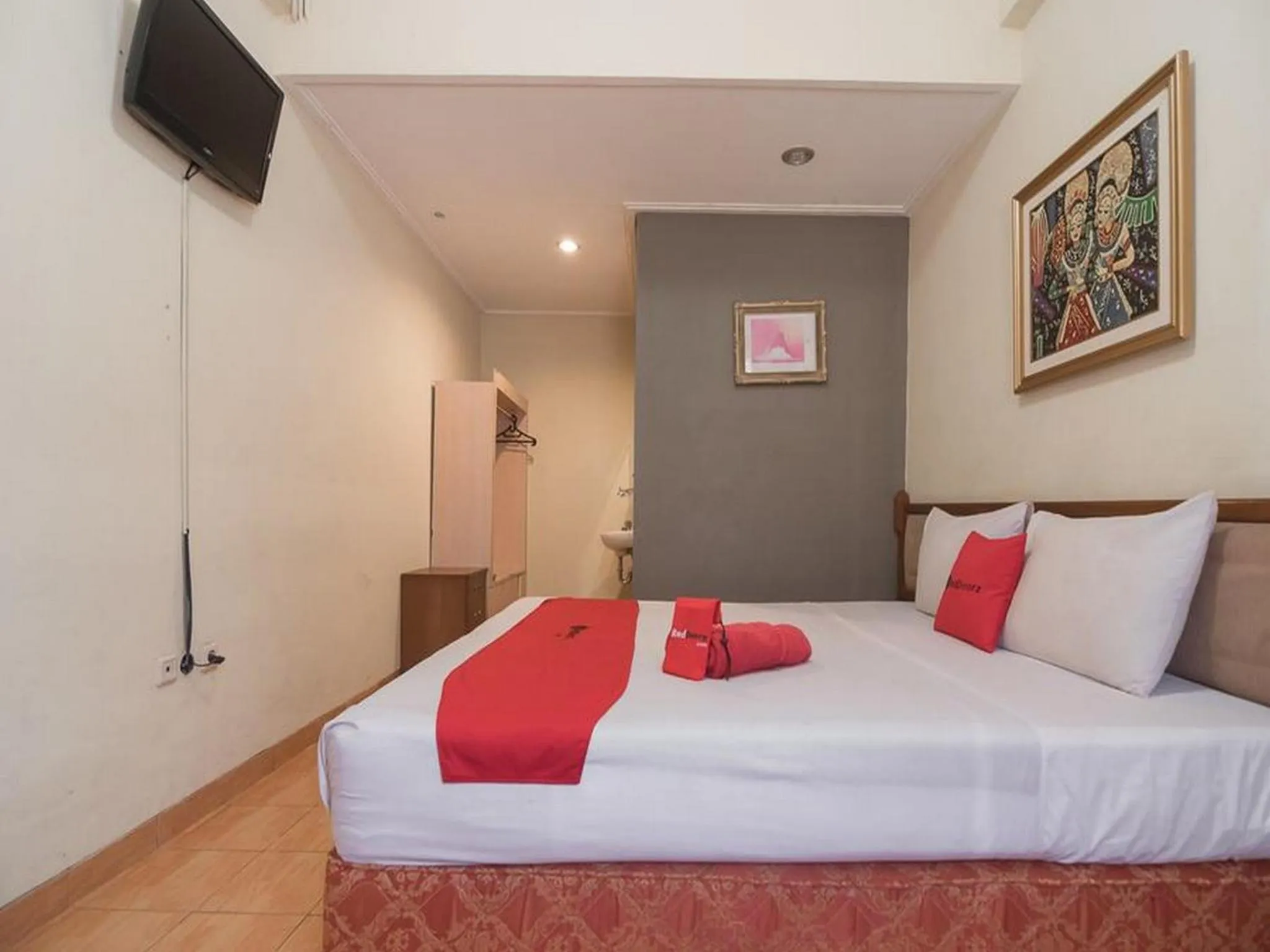 Bedroom, Bed in RedDoorz @ Buah Batu 3