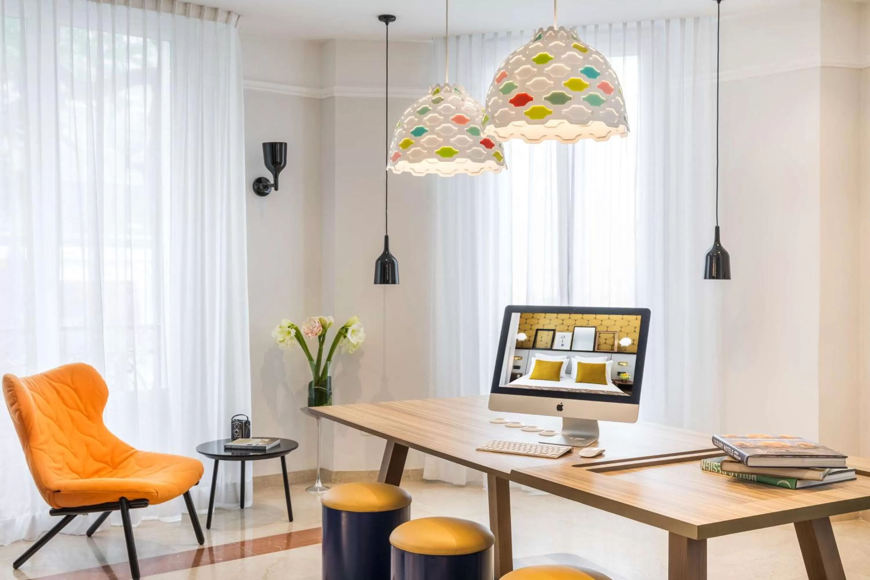 Lobby or reception in Best Western Plus La Demeure