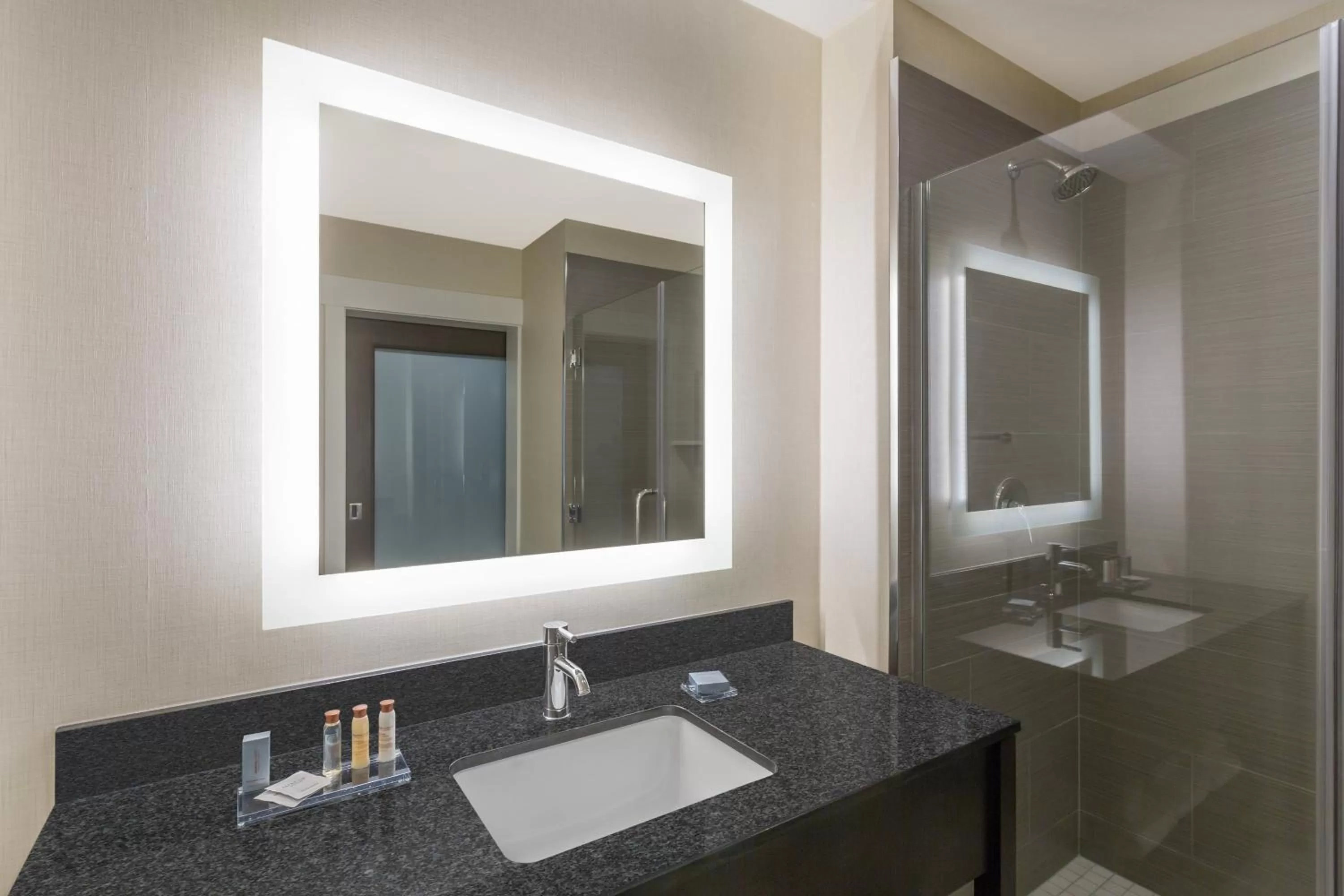 Bathroom in Wingate by Wyndham Hurricane Zion National Park