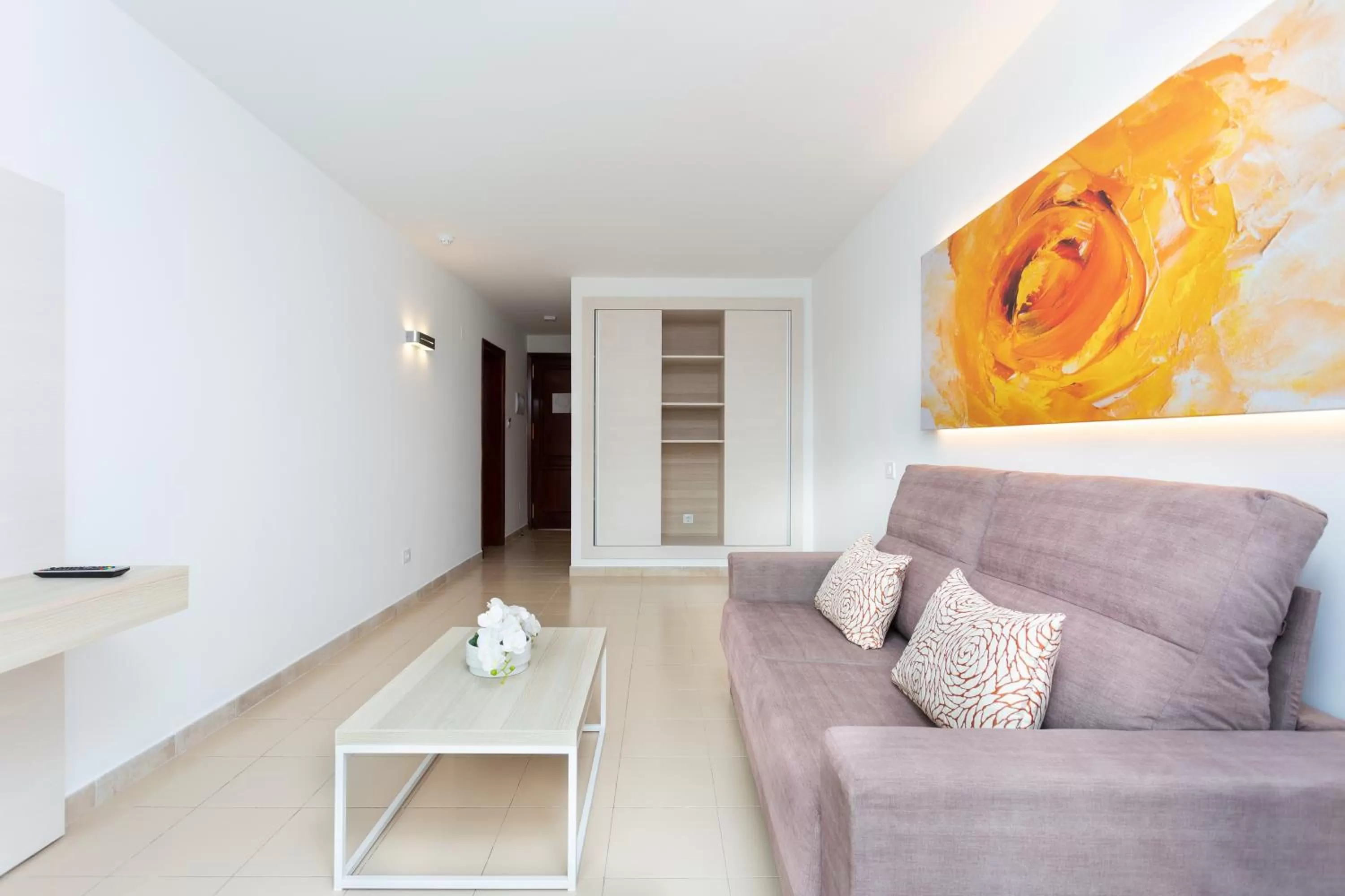 Dining area in Globales Tamaimo Tropical