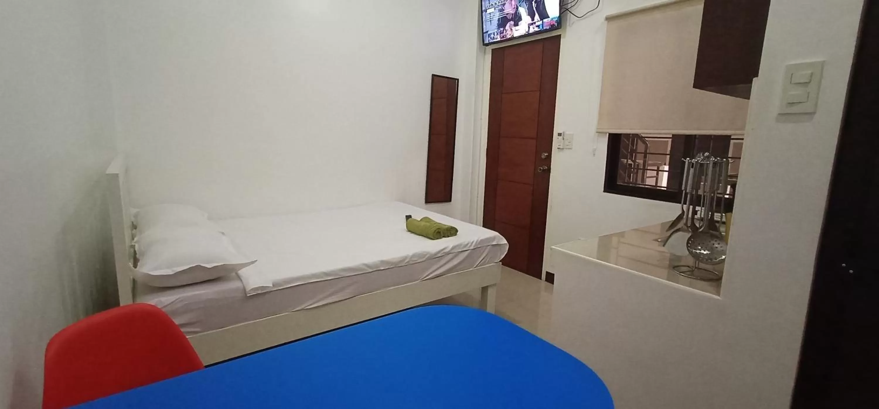 Bed in Clark-Pad Inn, Angeles City