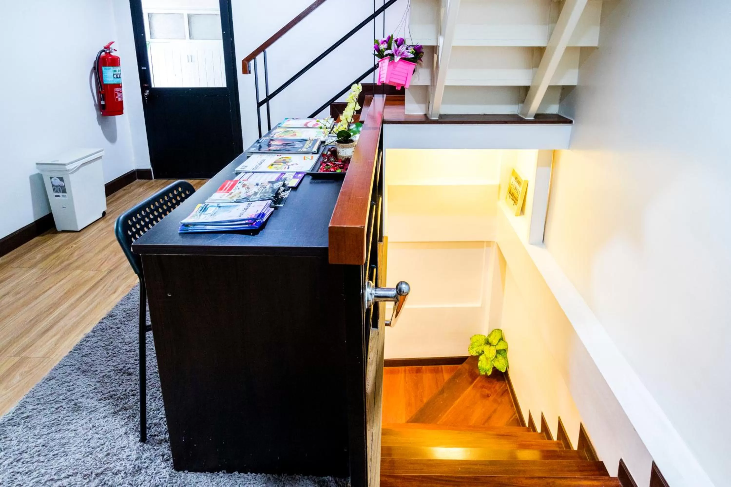 The Cube Sathorn Boutique Hotel เดอะ คิวบ์ สาทร บูติค โฮเทล Near BTS Surasak