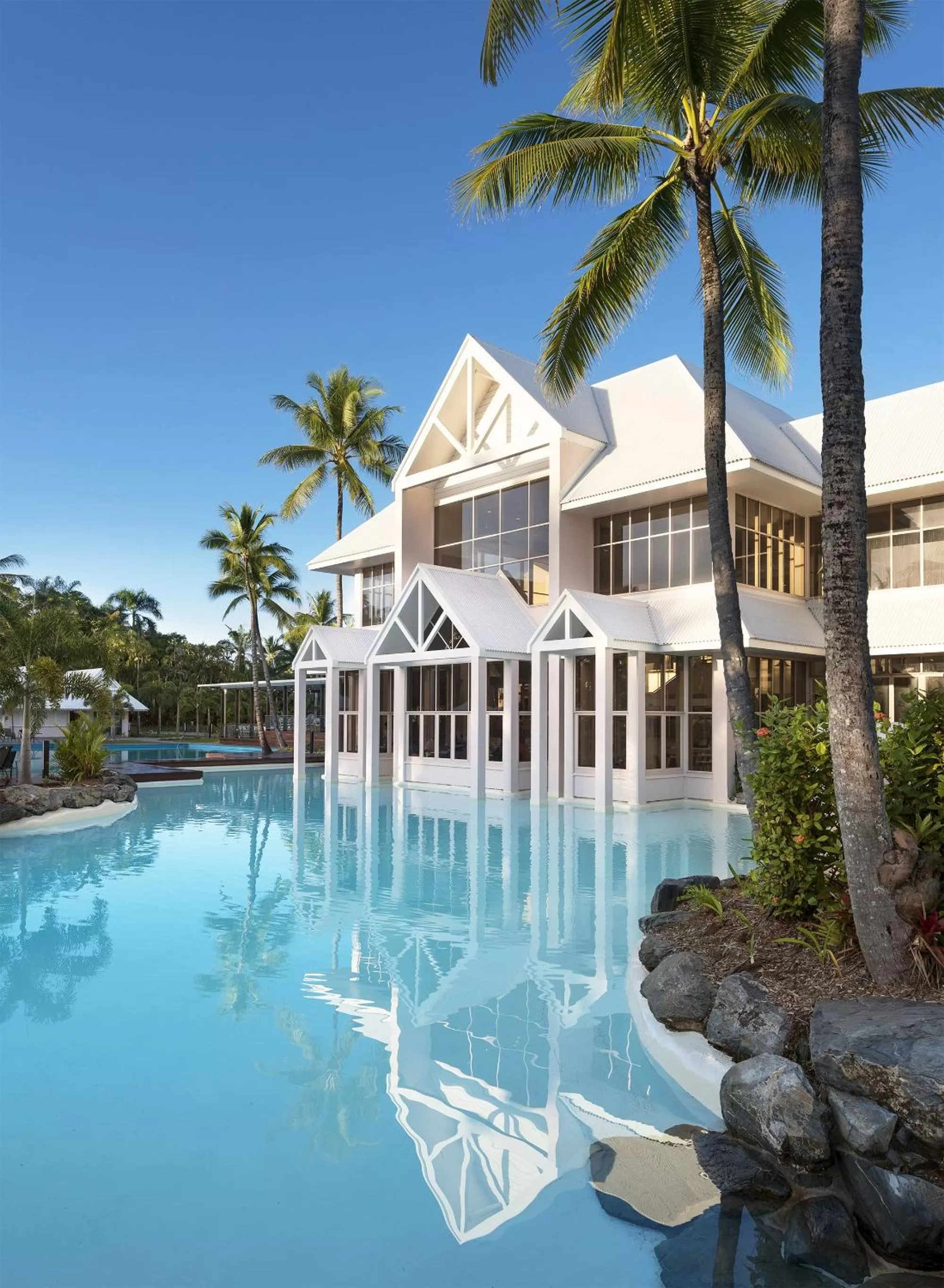 Swimming pool in Sheraton Grand Mirage Resort, Port Douglas