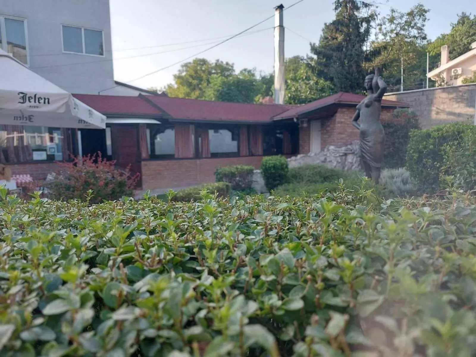 Restaurant/places to eat in Hotel Slodes