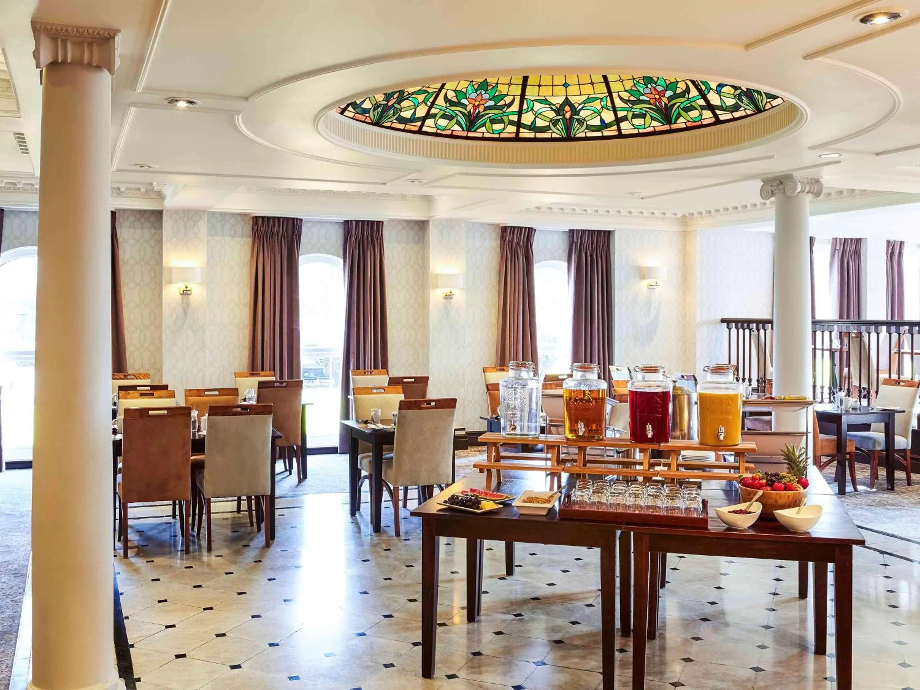 Restaurant/places to eat in Mercure Haydock Hotel