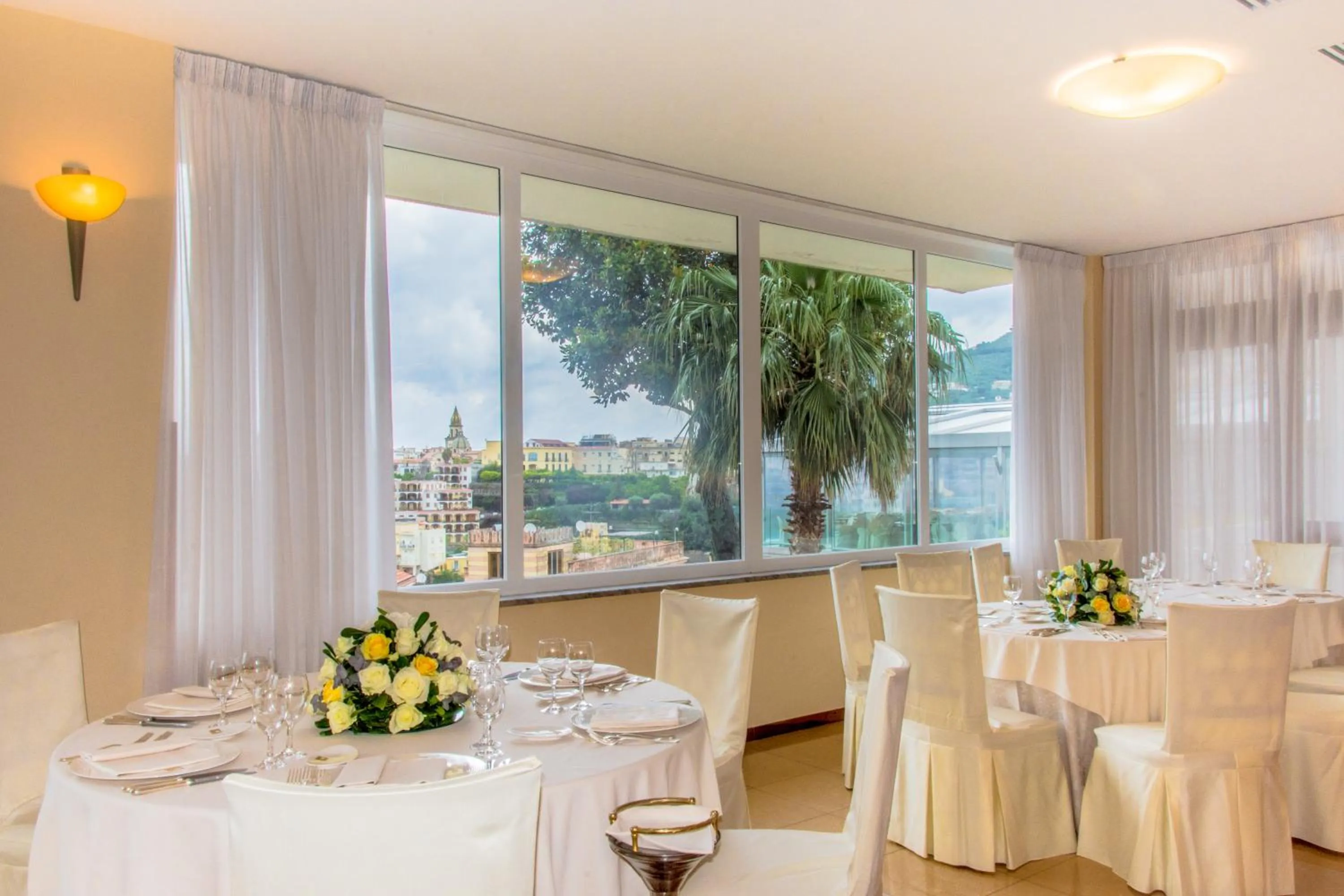 Banquet/Function facilities in Grand Hotel Moon Valley