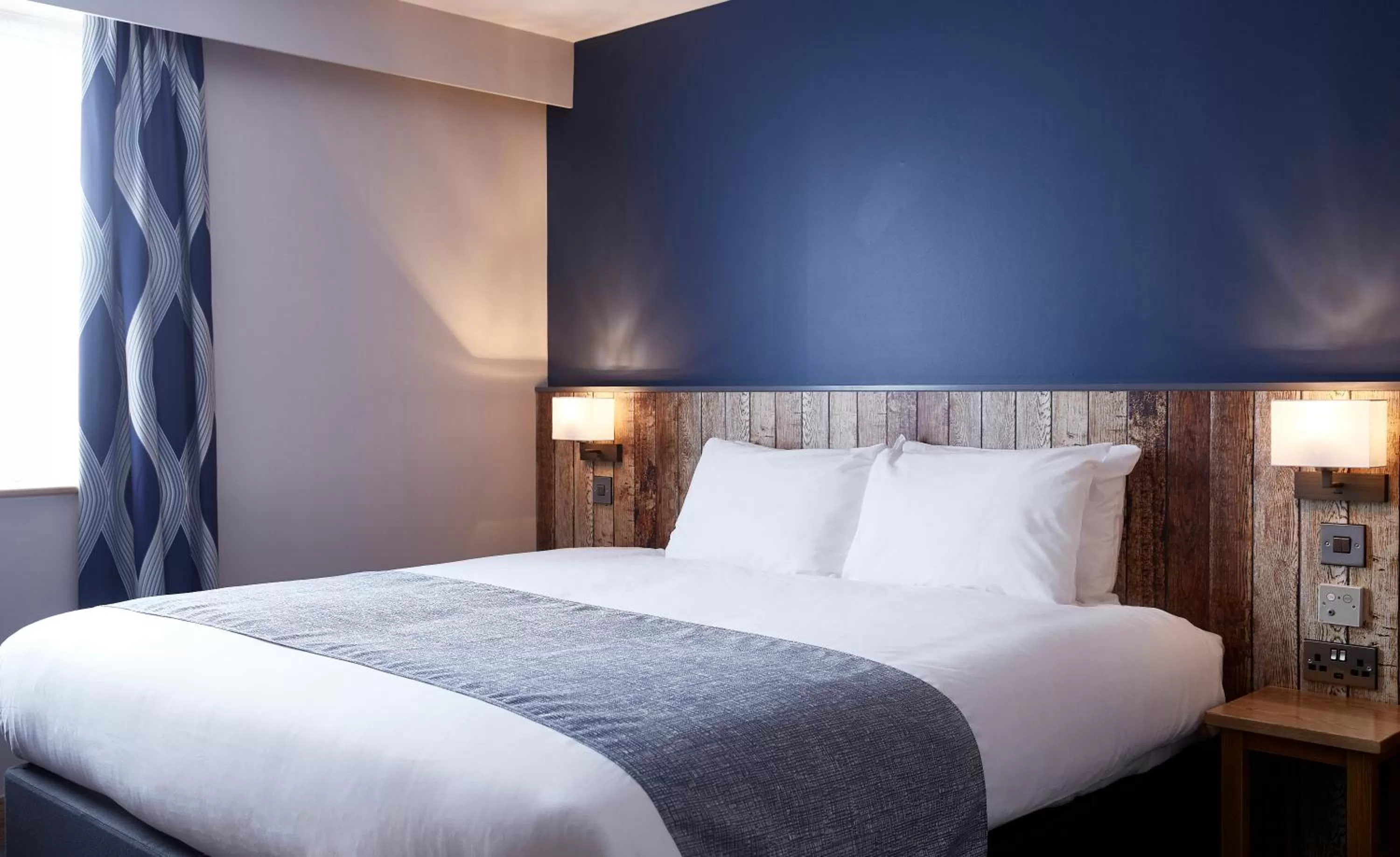 Bed in The Churchill By Greene King Inns