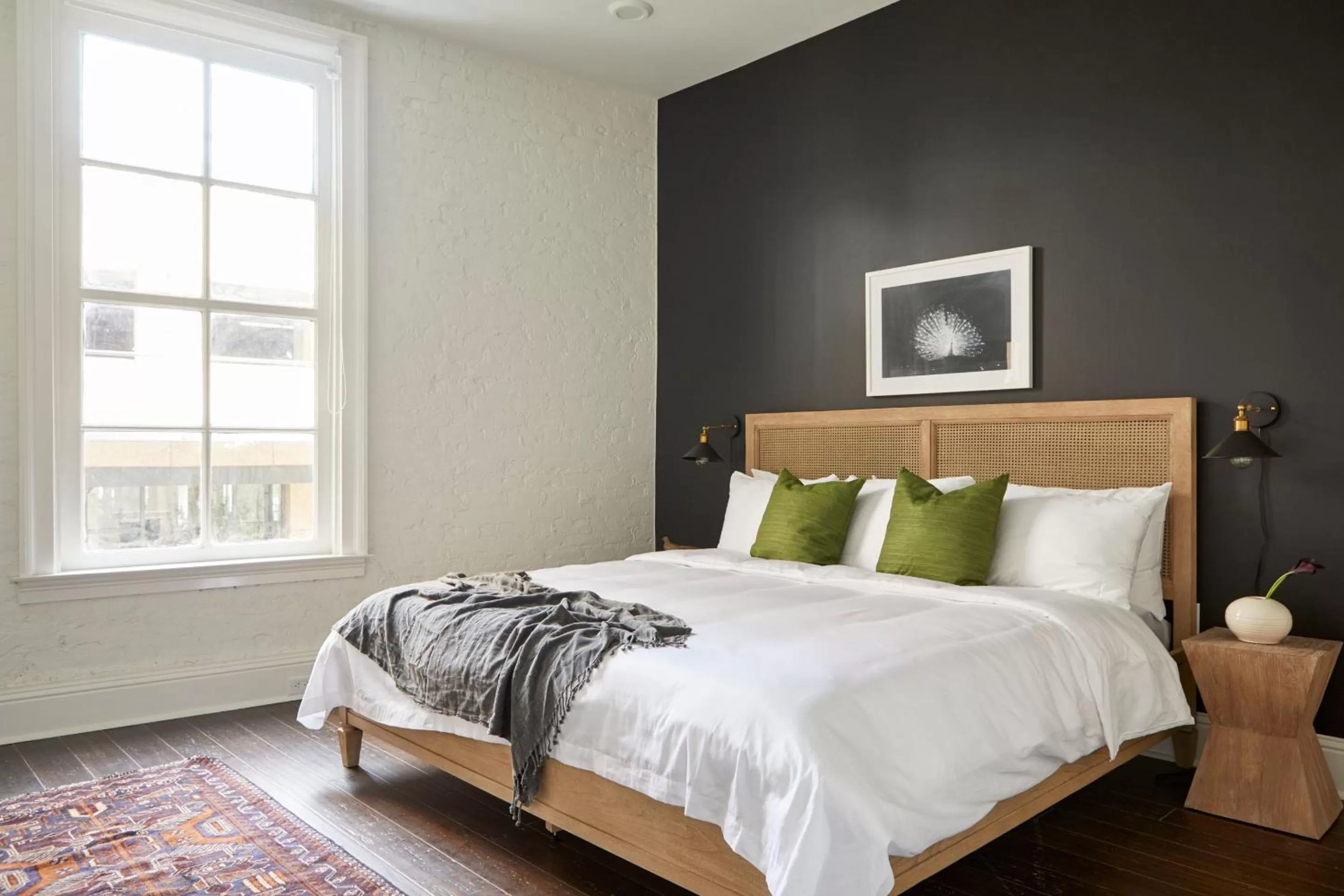 Living room, Bed in Sonder Lafayette Square