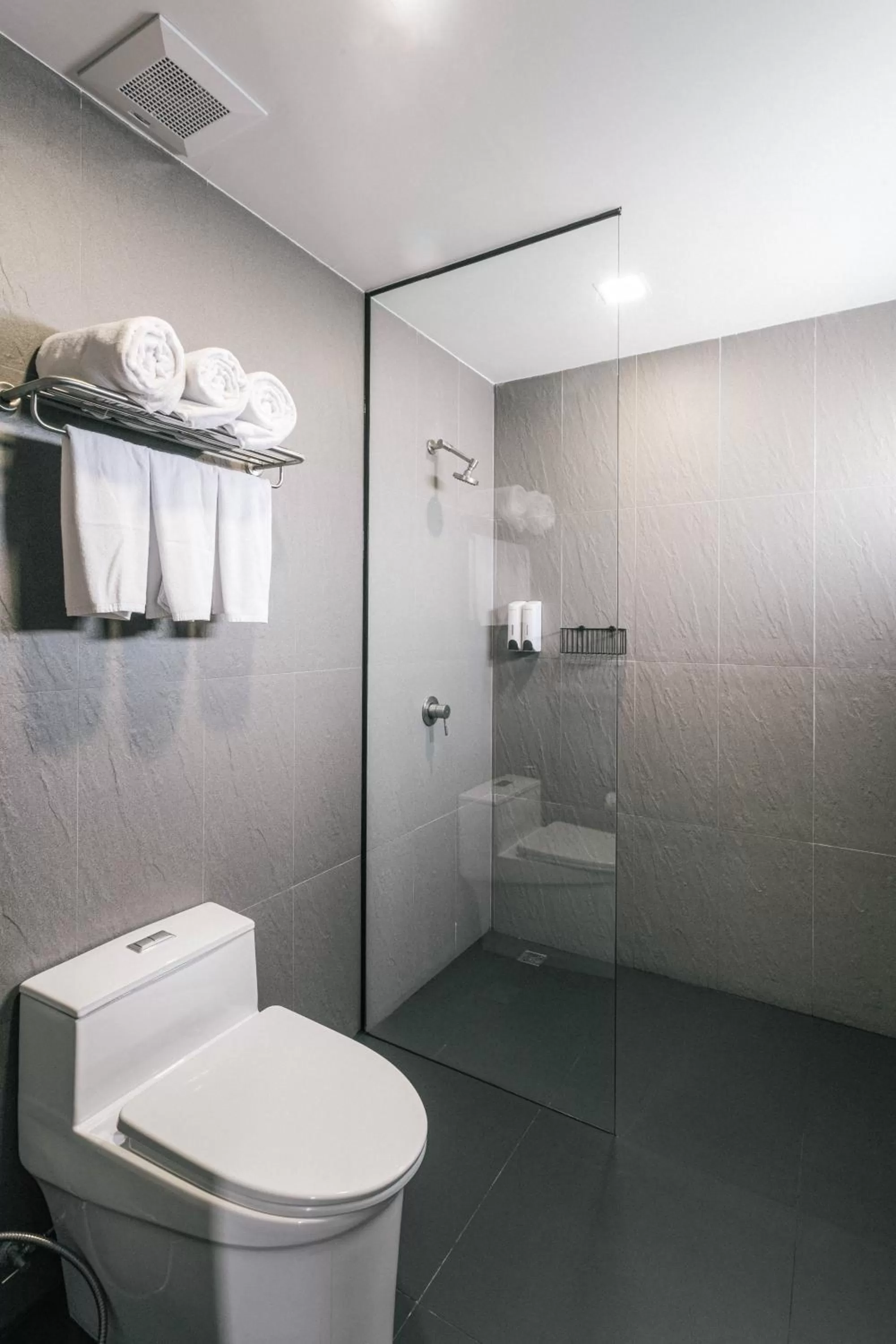 Toilet in CREW Hotel