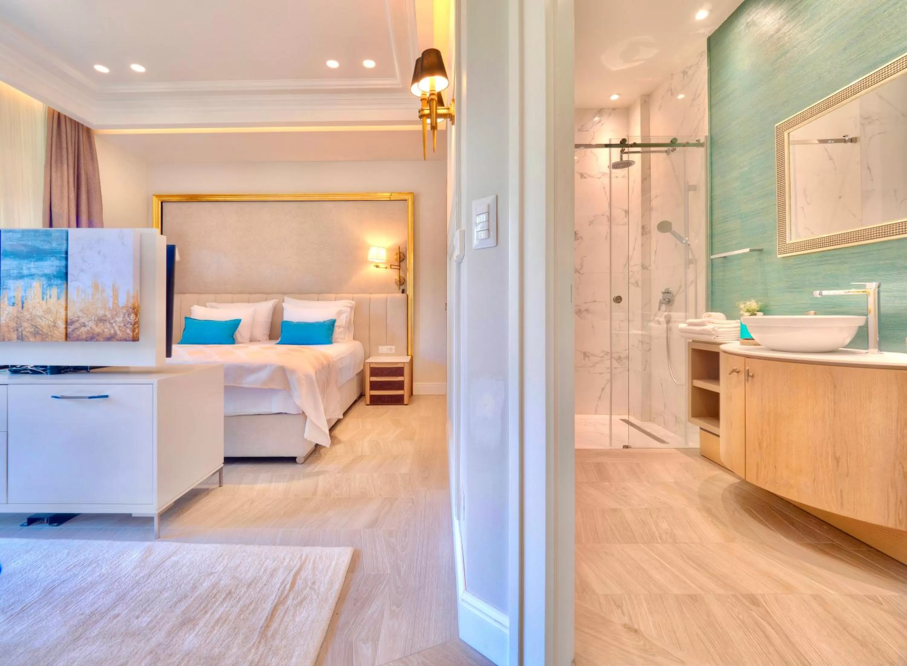 Bathroom in Apartments PERLA Budva