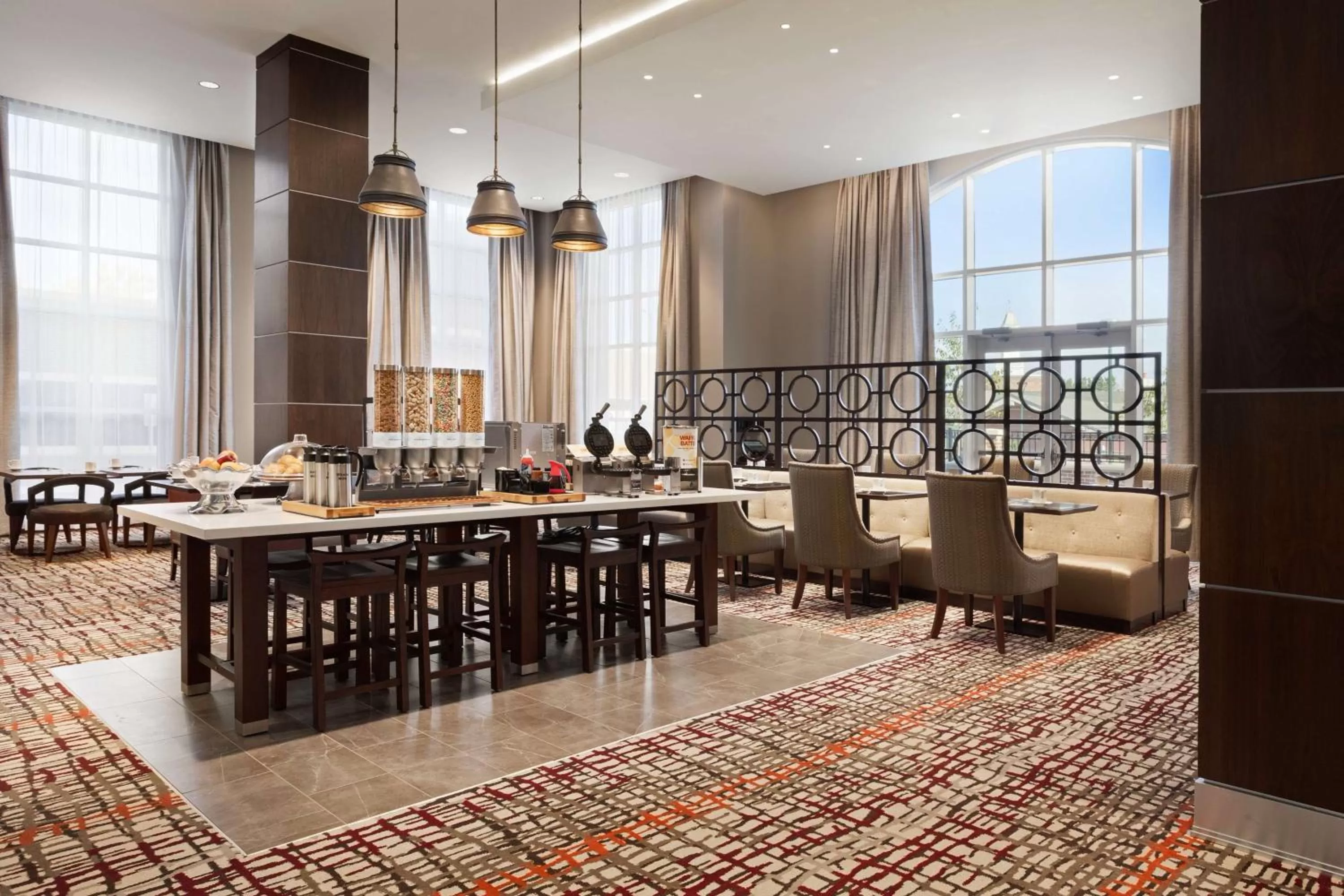 Restaurant/places to eat in Hilton Garden Inn Charlotte Southpark