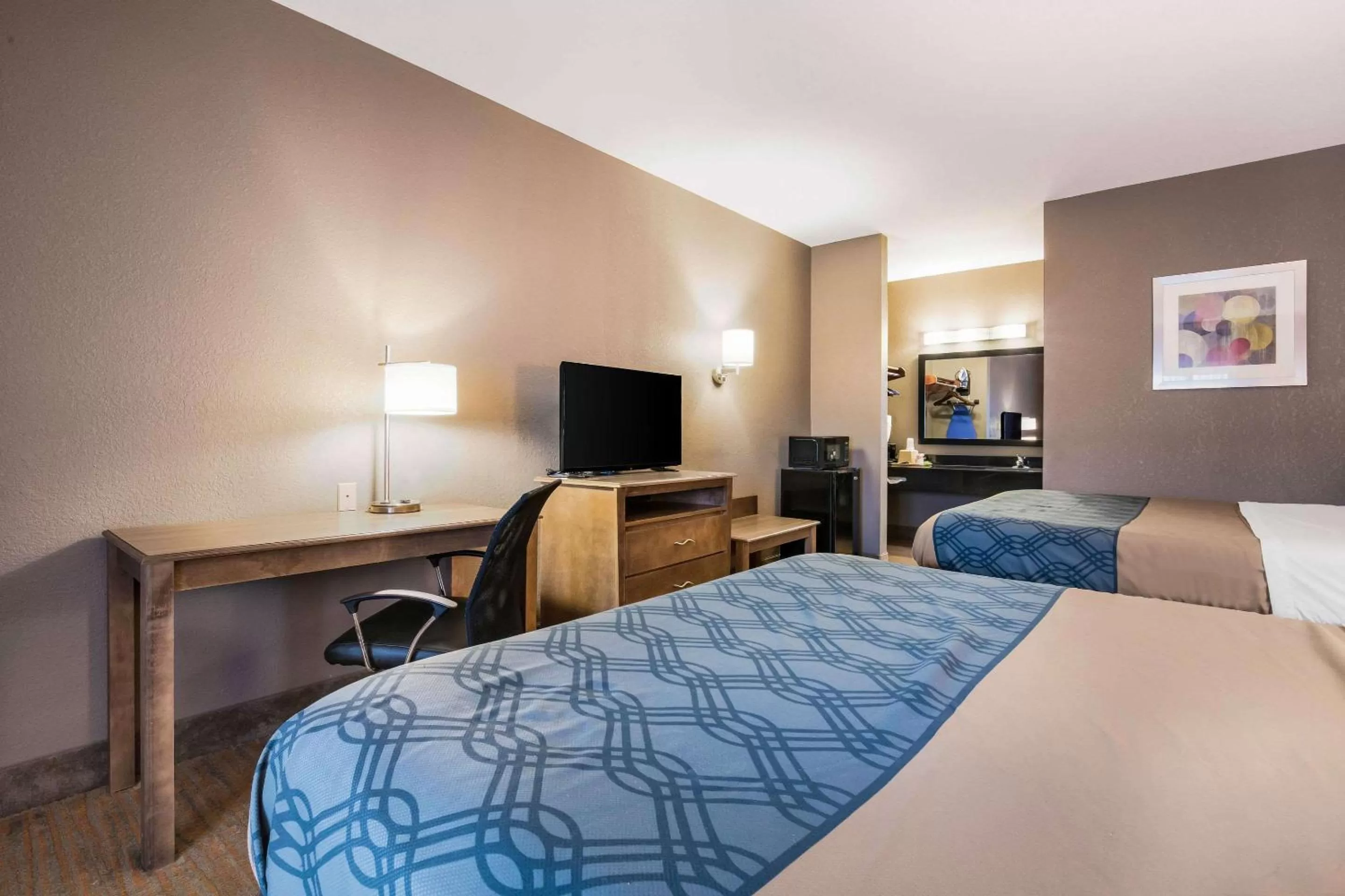 Bedroom, Bed in Econo Lodge Forrest City I-40