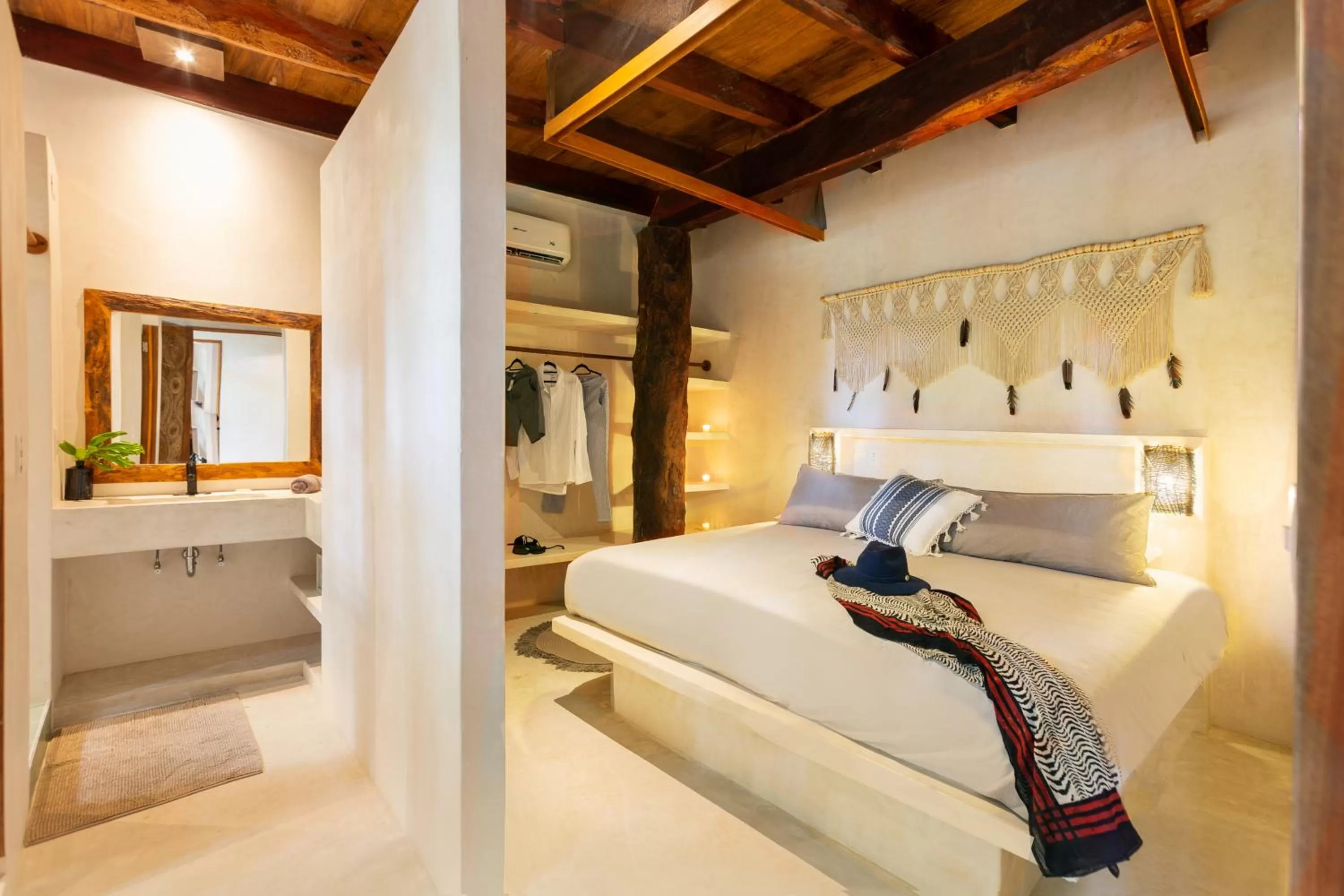 Bed in Amansala Resort