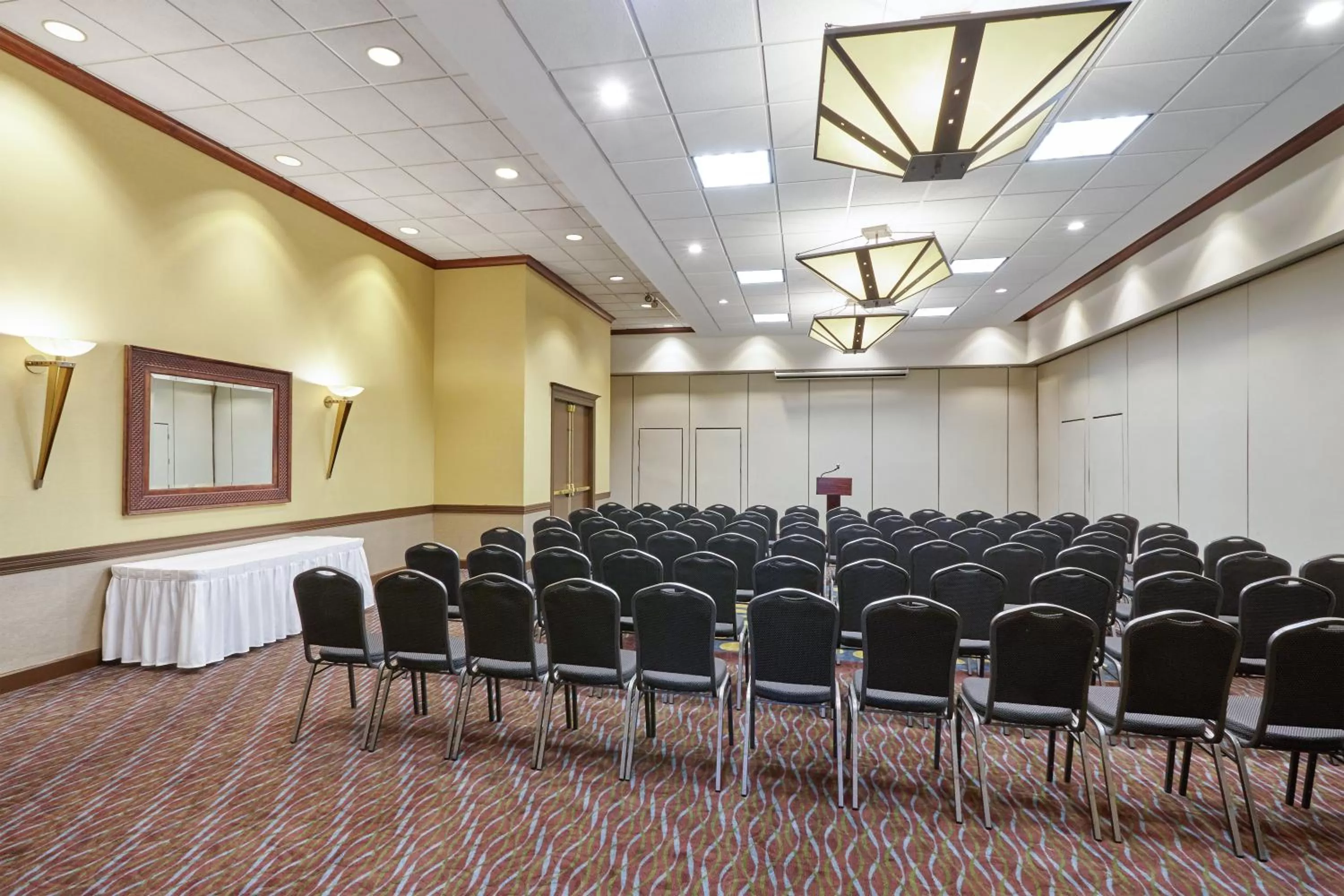 Meeting/conference room in Holiday Inn Chicago Matteson Conference Center by IHG