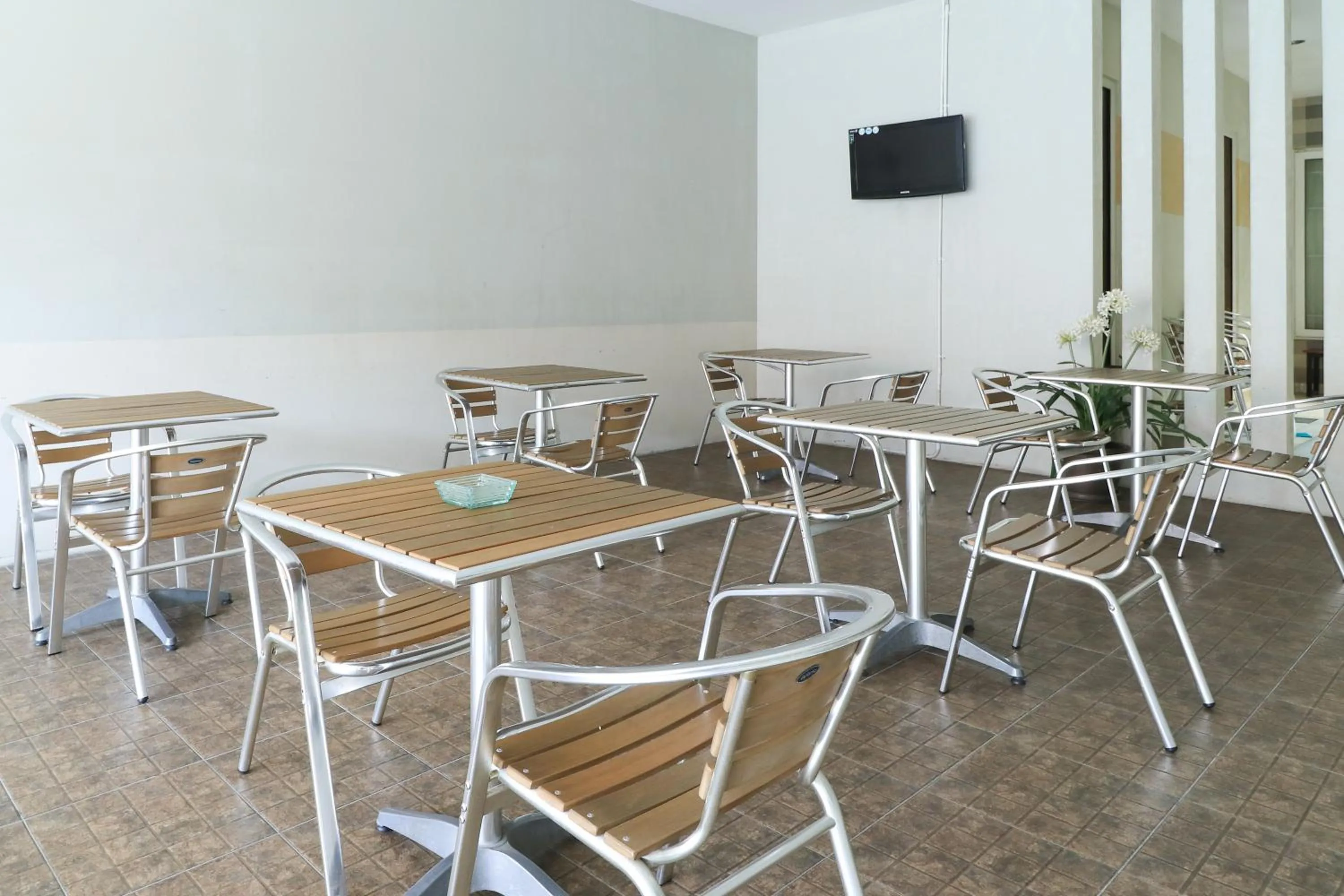 Breakfast in HOME Guesthouse