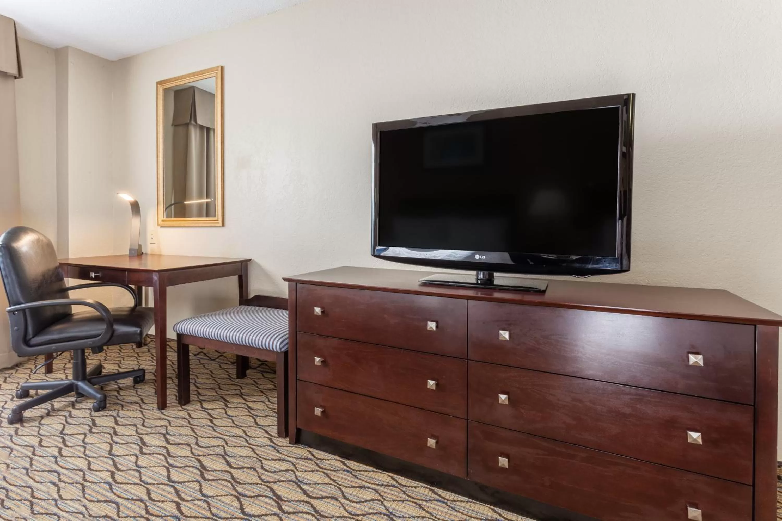 Photo of the whole room in Holiday Inn Express Charles Town by IHG