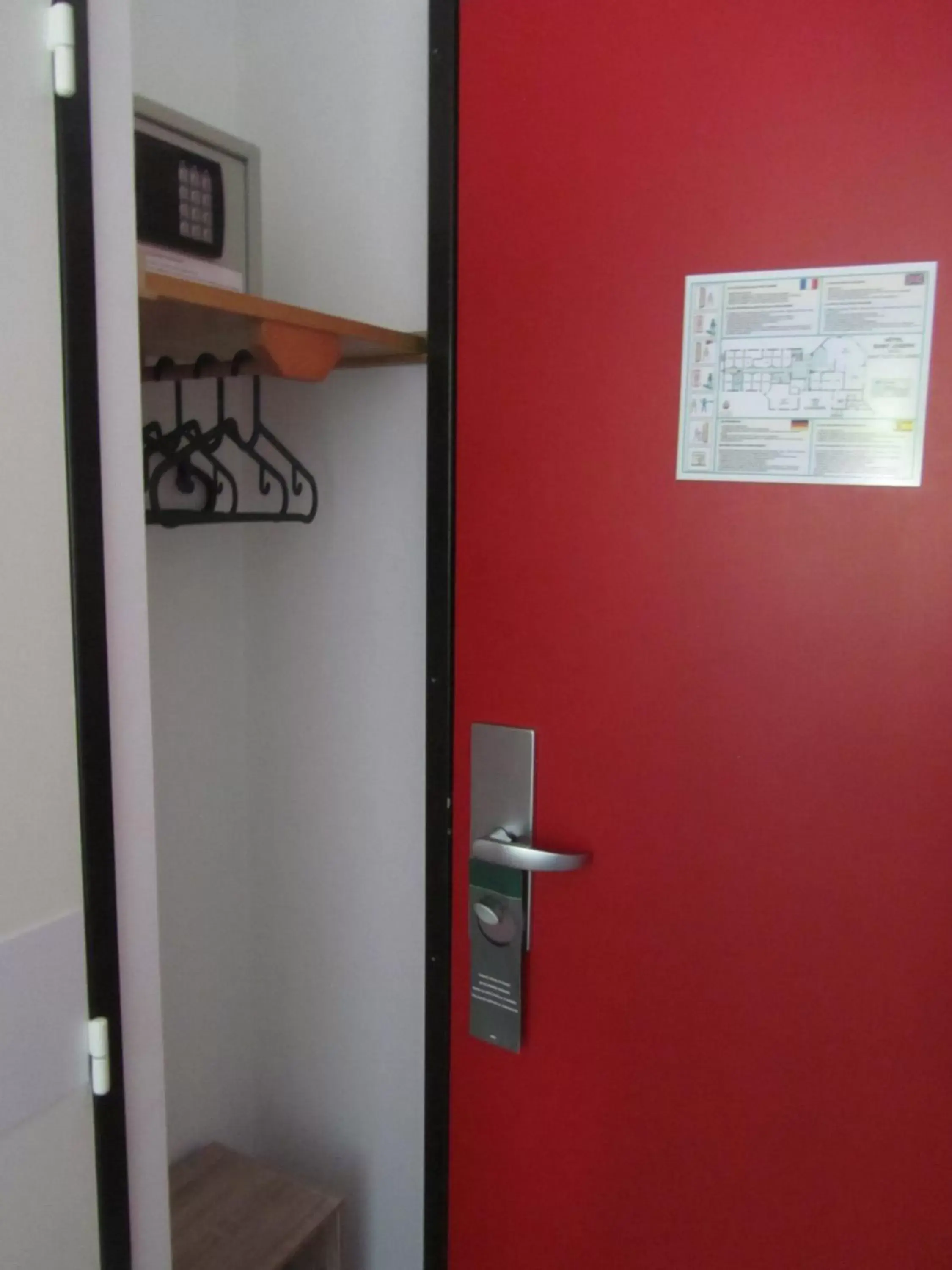 Twin Room in Hôtel Le Saint Joseph Twin Room in Hôtel Le Saint Joseph