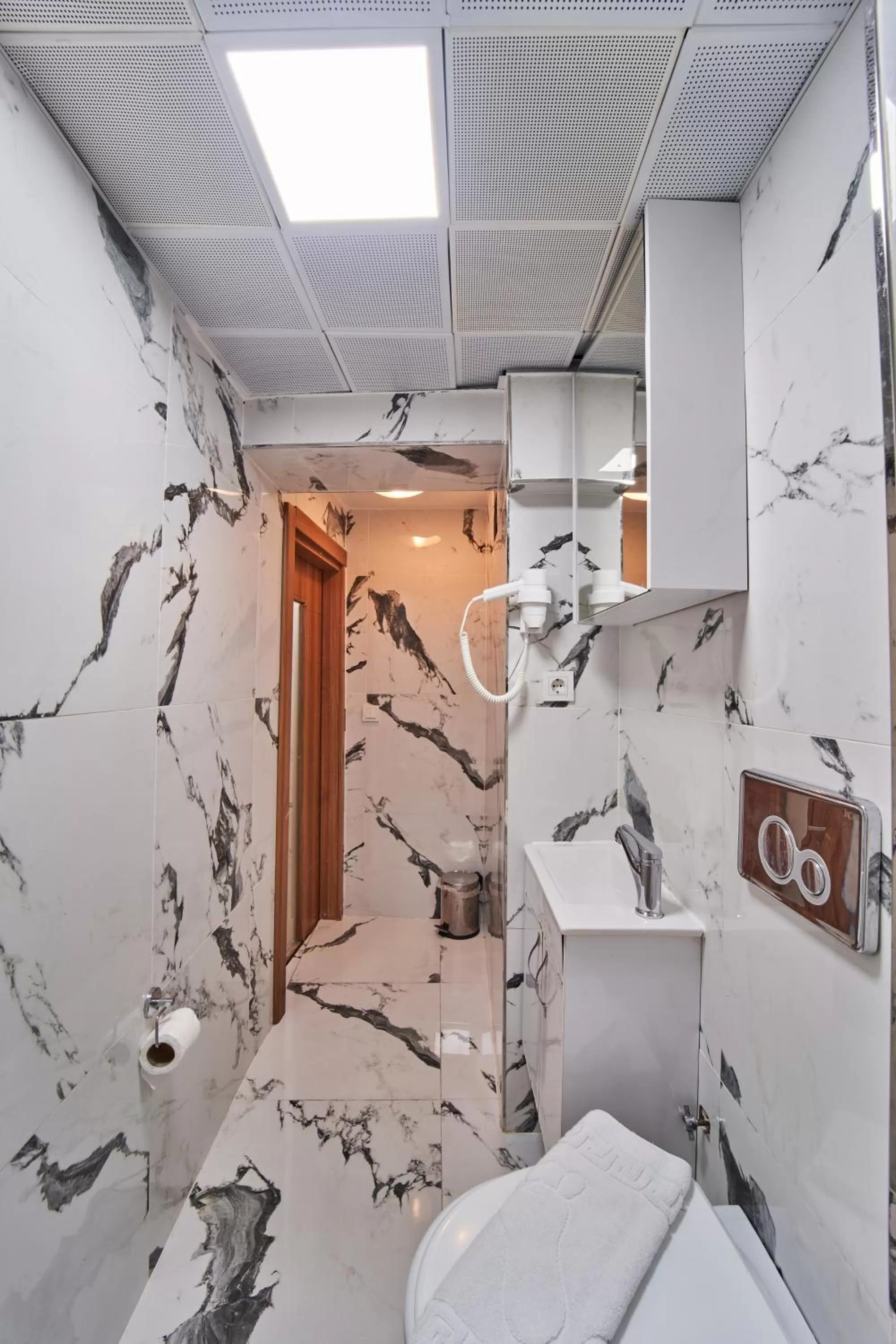 Bathroom in Istanbul Sirkeci Hotel