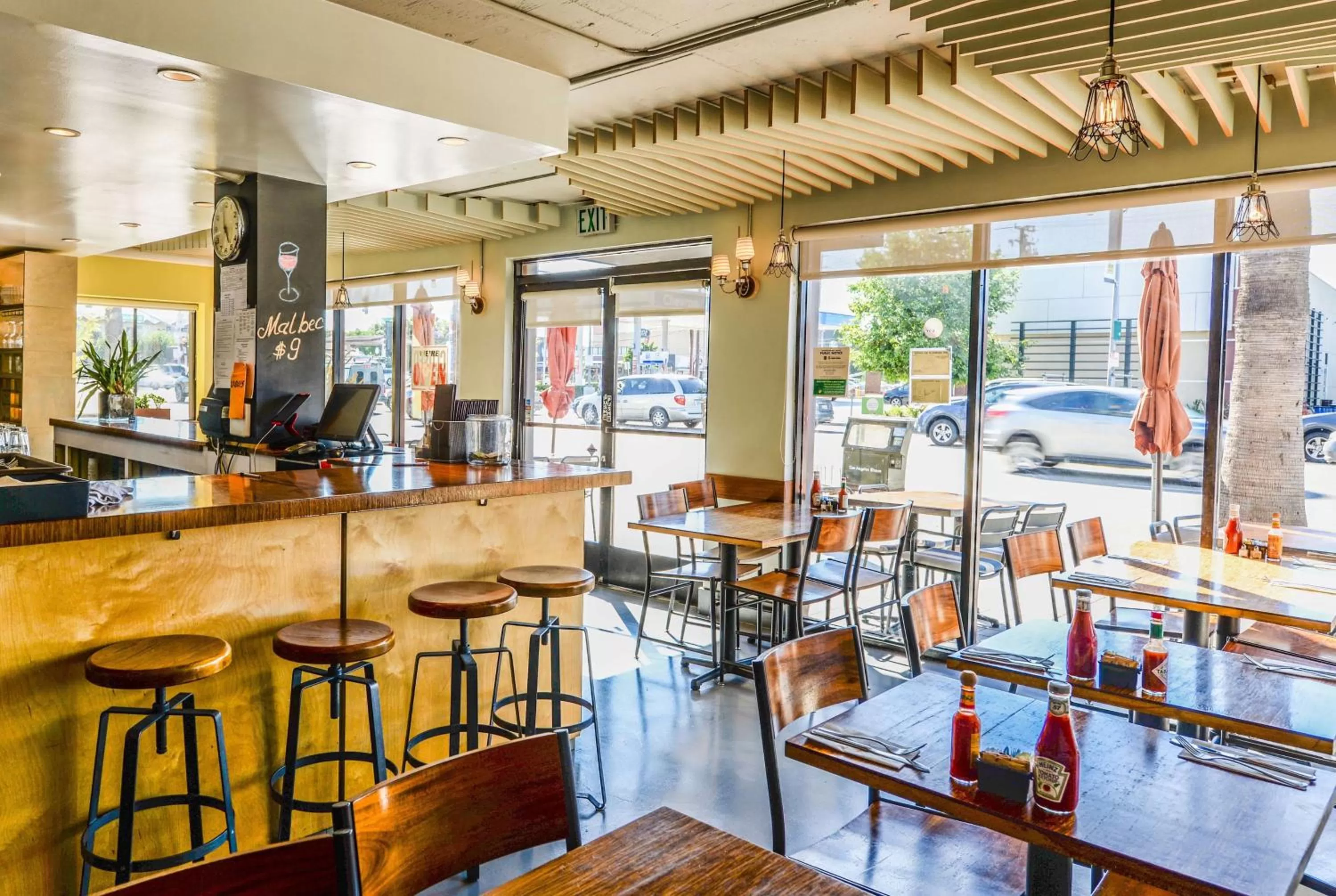 Restaurant/places to eat in Travelodge by Wyndham Culver City