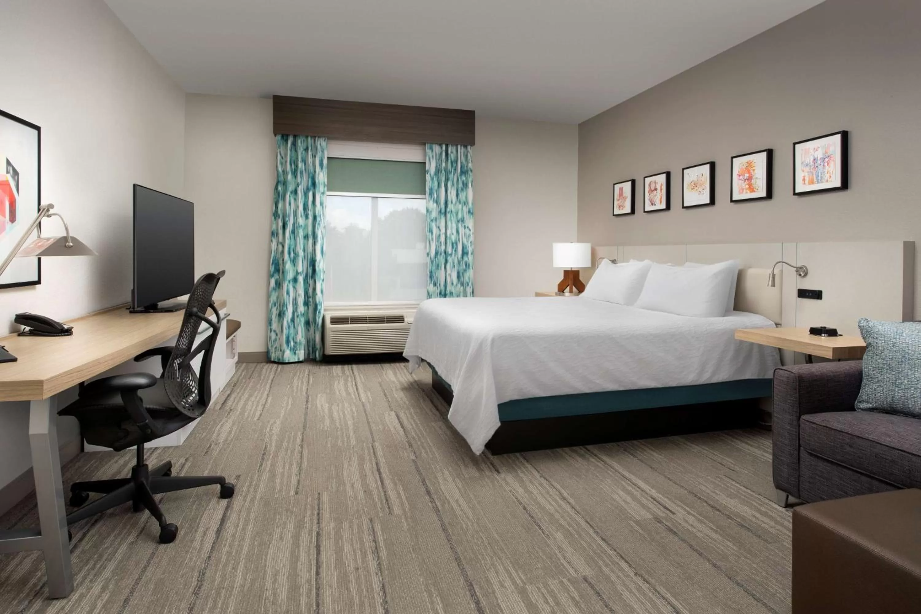Bedroom, Bed in Hilton Garden Inn Knoxville West/Cedar Bluff