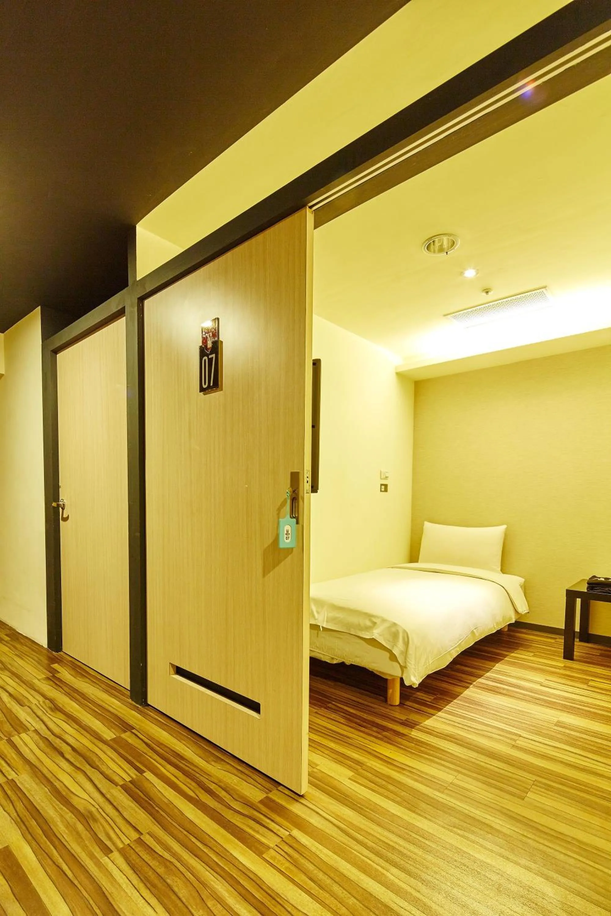 Bedroom, Bed in Single inn- KAOHSIUNG LINSEN