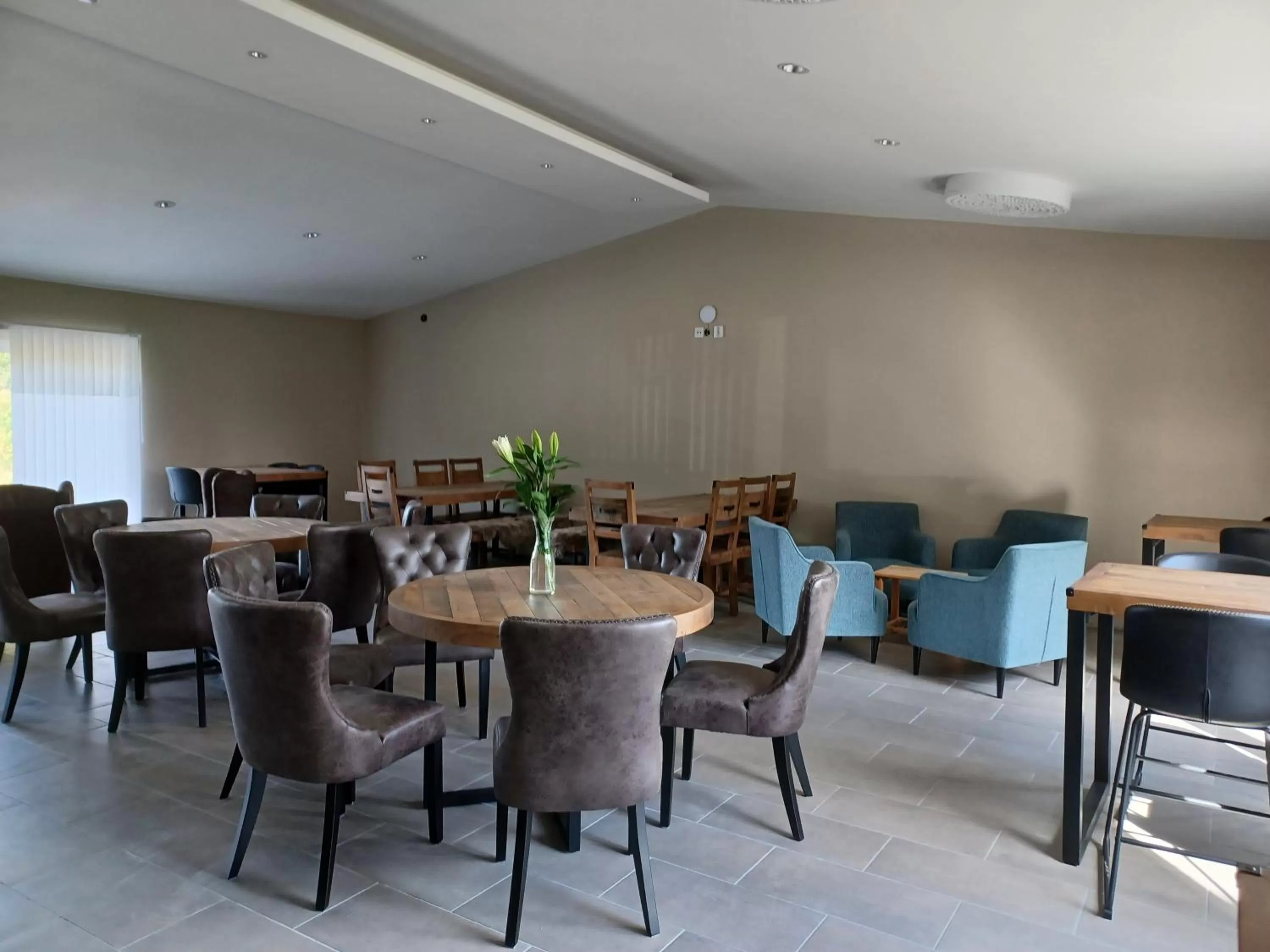 Restaurant/places to eat in Solstickan Hotell & Vandrarhem