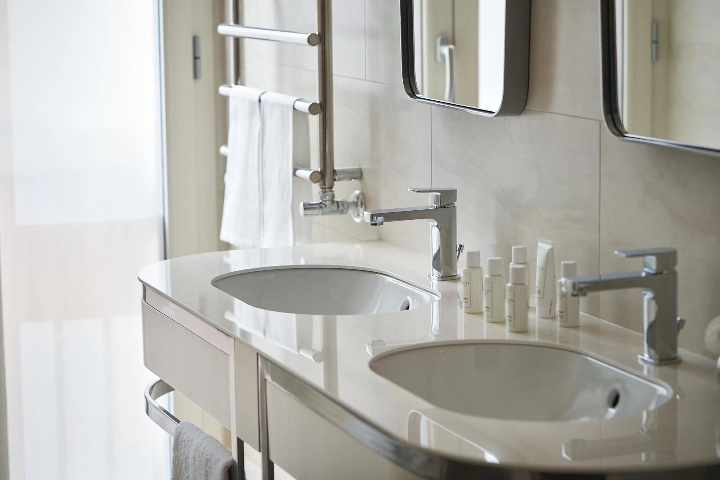 Bathroom in Trastevere Roma UNA Esperienze