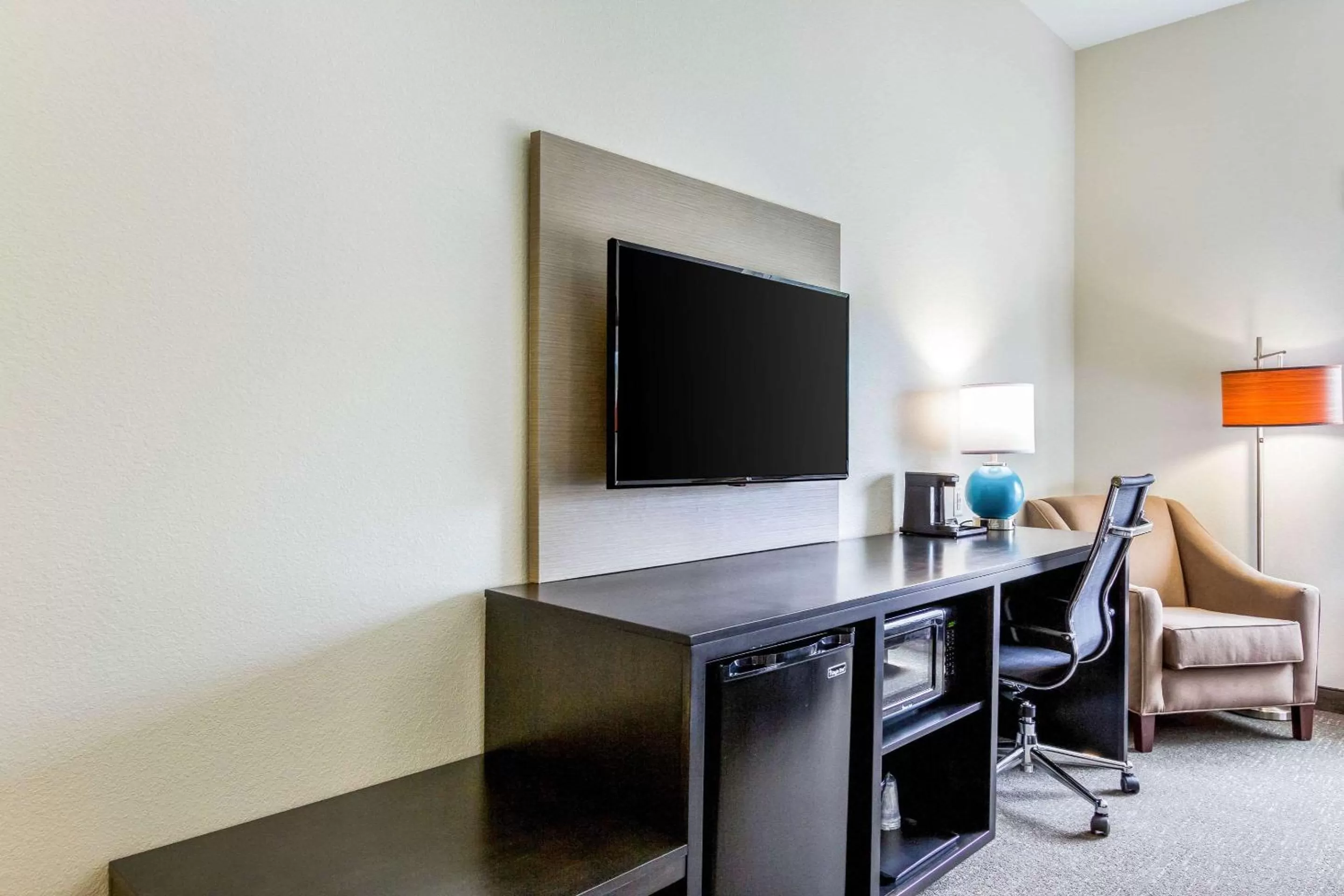 Bedroom in Sleep Inn Winfield - Teays Valley