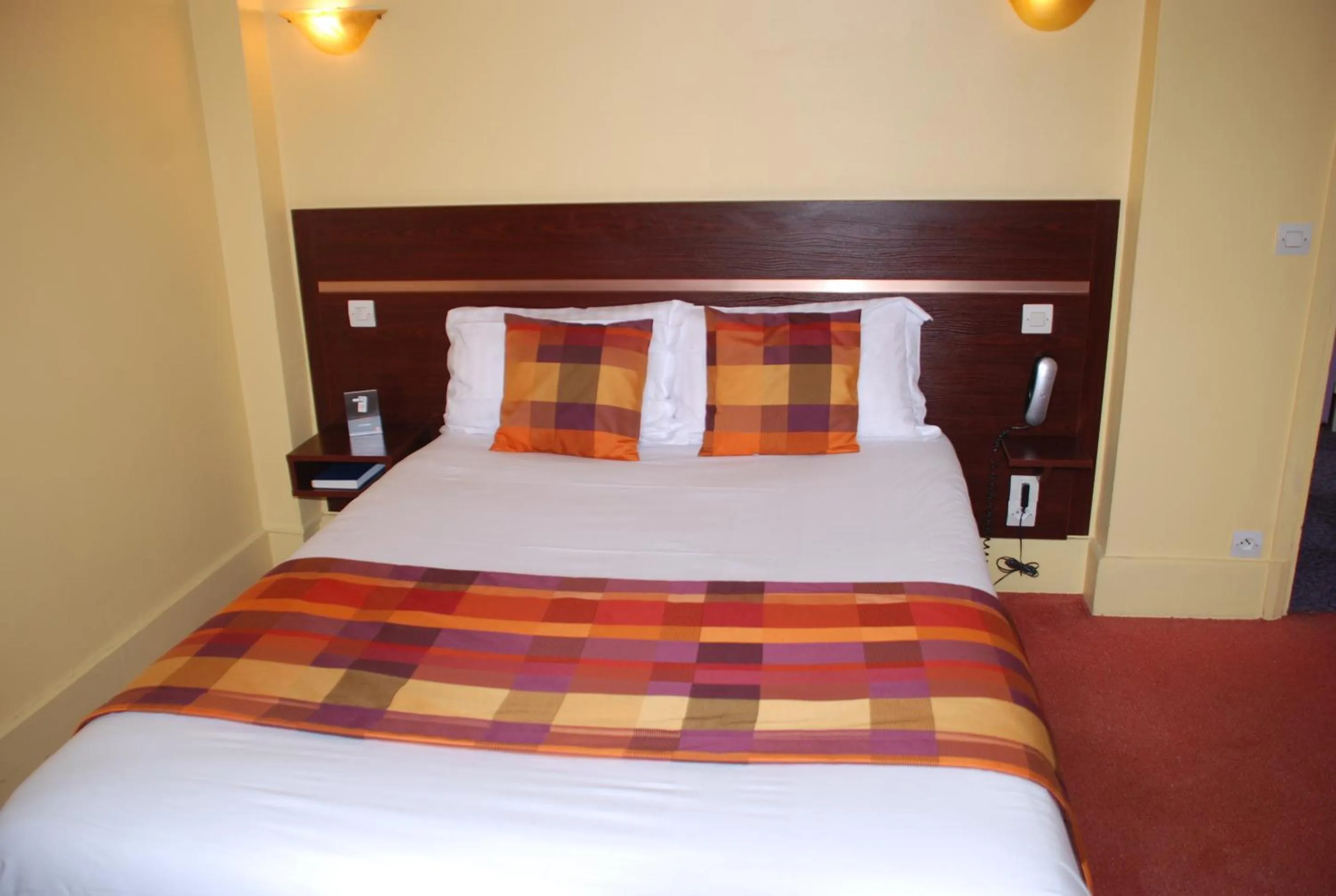 Bed in The Originals City, Hôtel Cathédrale, Lisieux