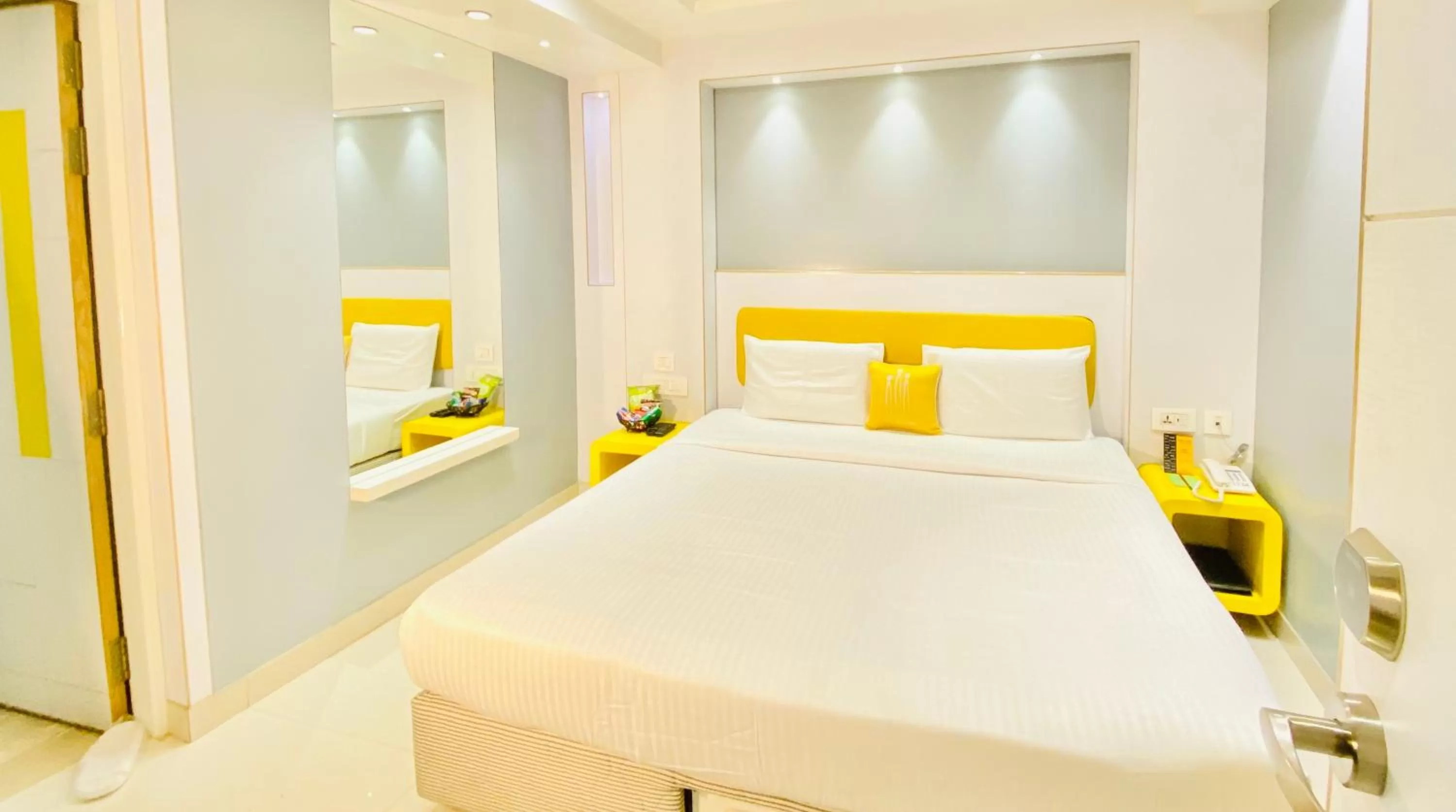 Photo of the whole room, Bed in City Empire - New Delhi Railway Station, Near Connaught Place