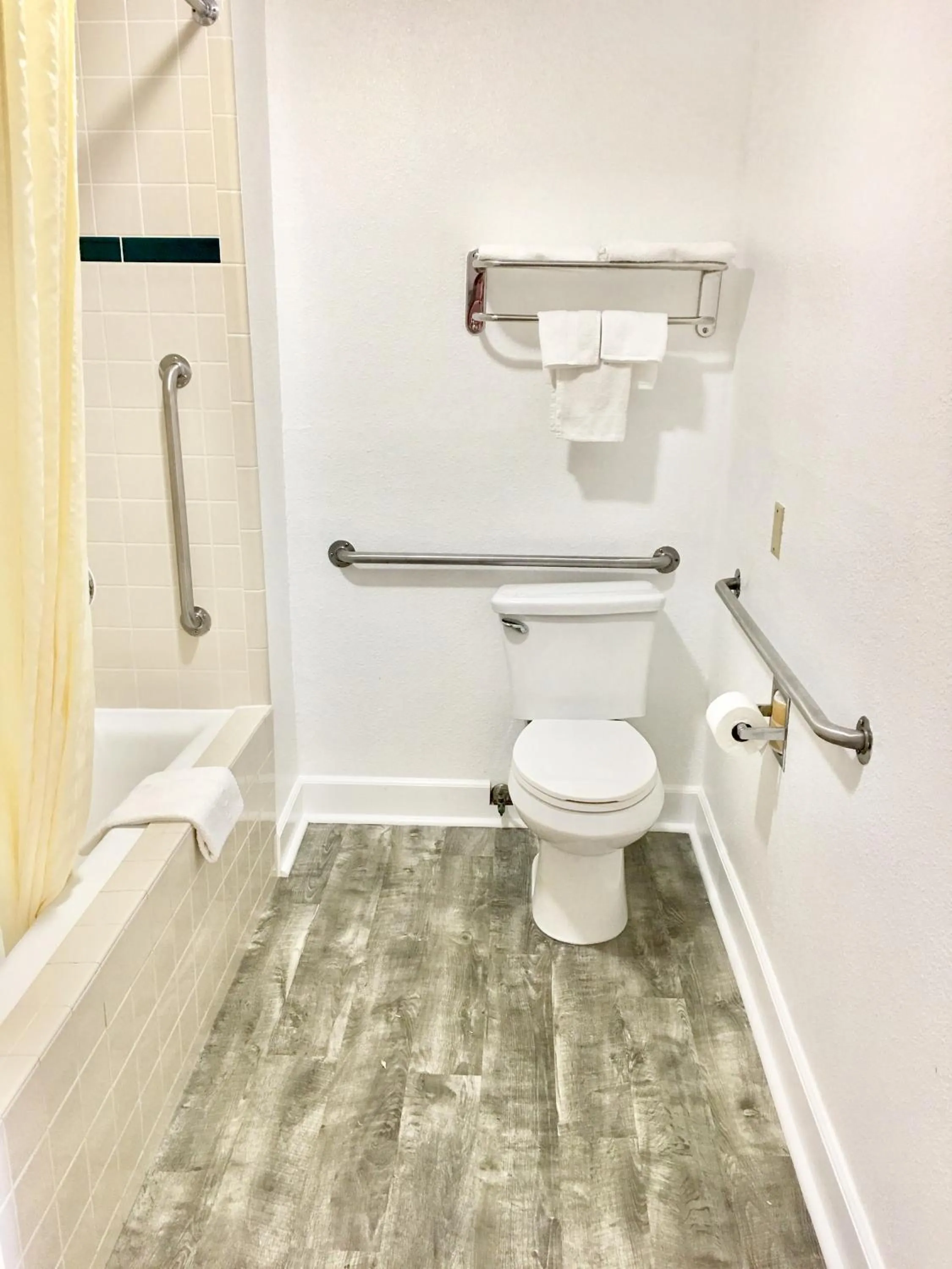 Other in BridgePoint Inn Daly City