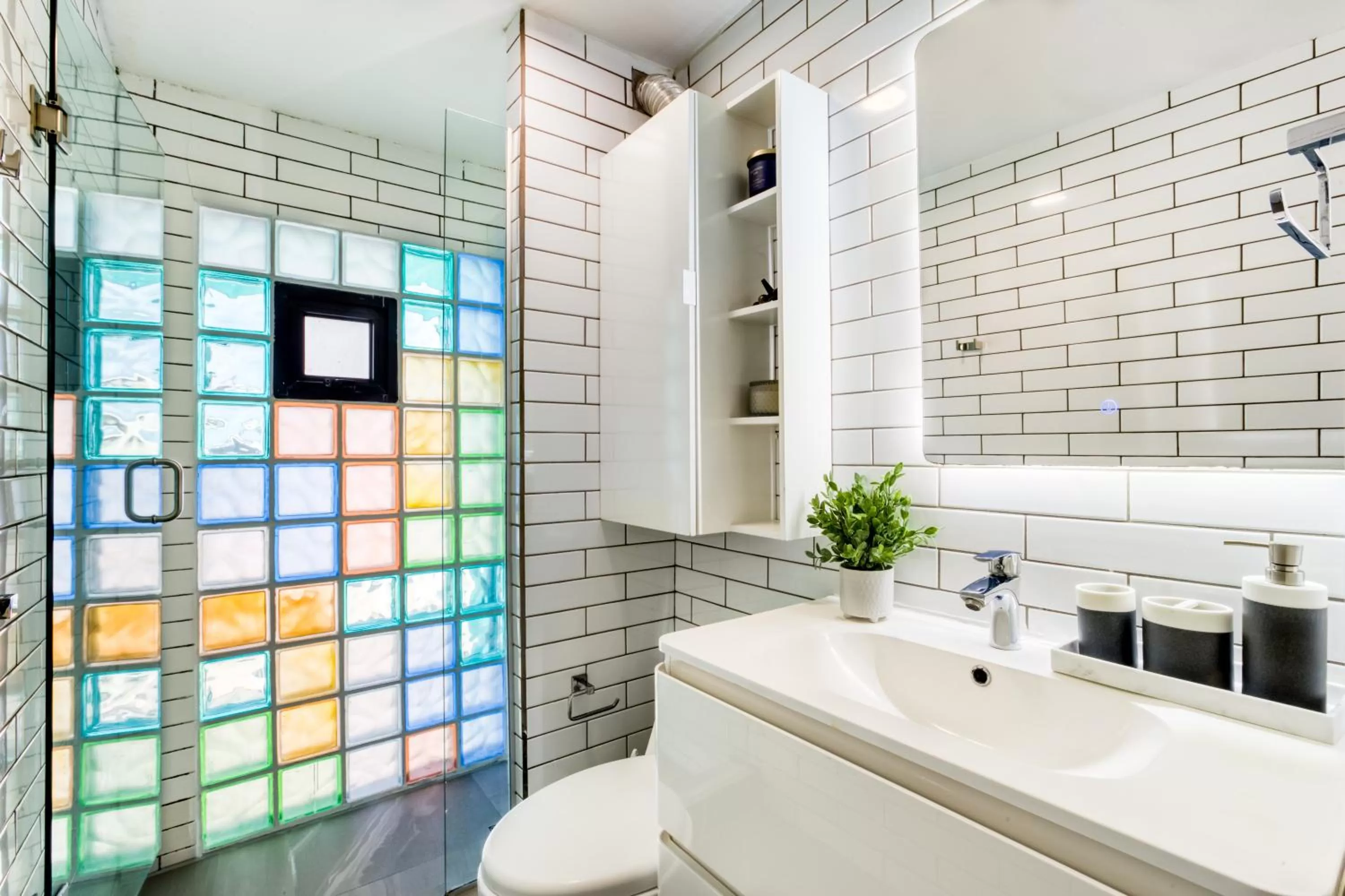 Shower in Eazy Centro by ULIV