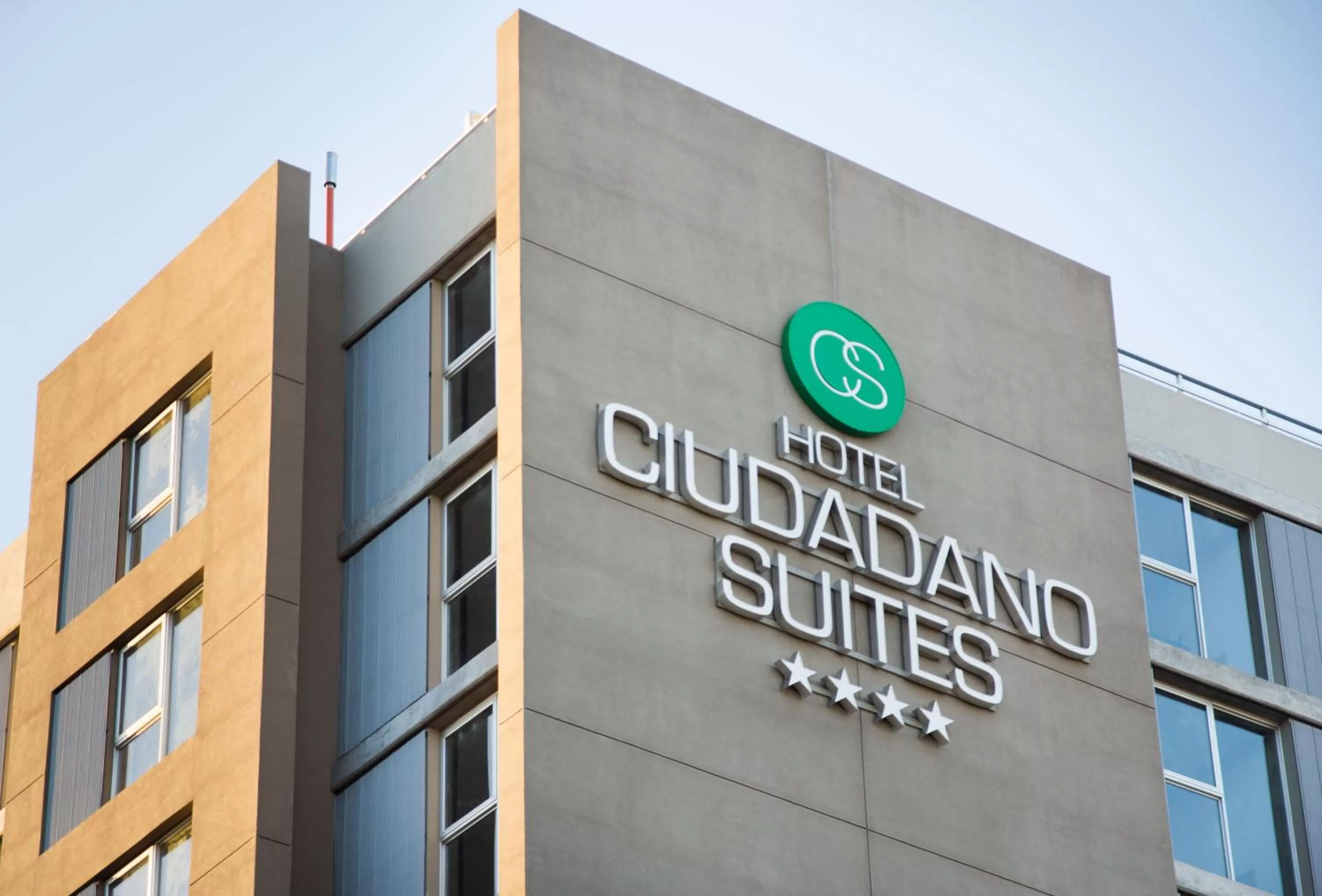 Property building in Hotel Ciudadano Suites