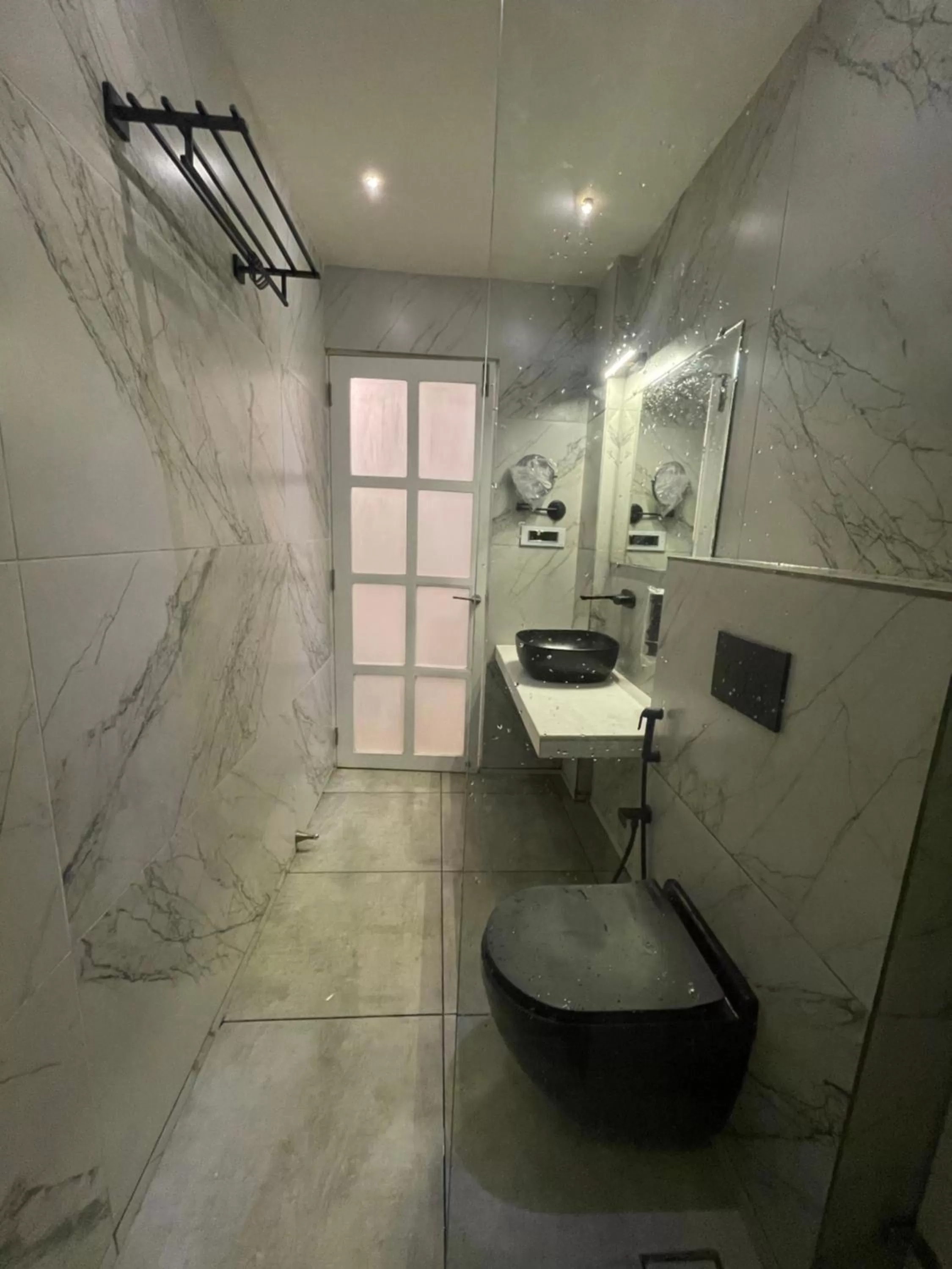 Shower, Bathroom in Pajaros Blu