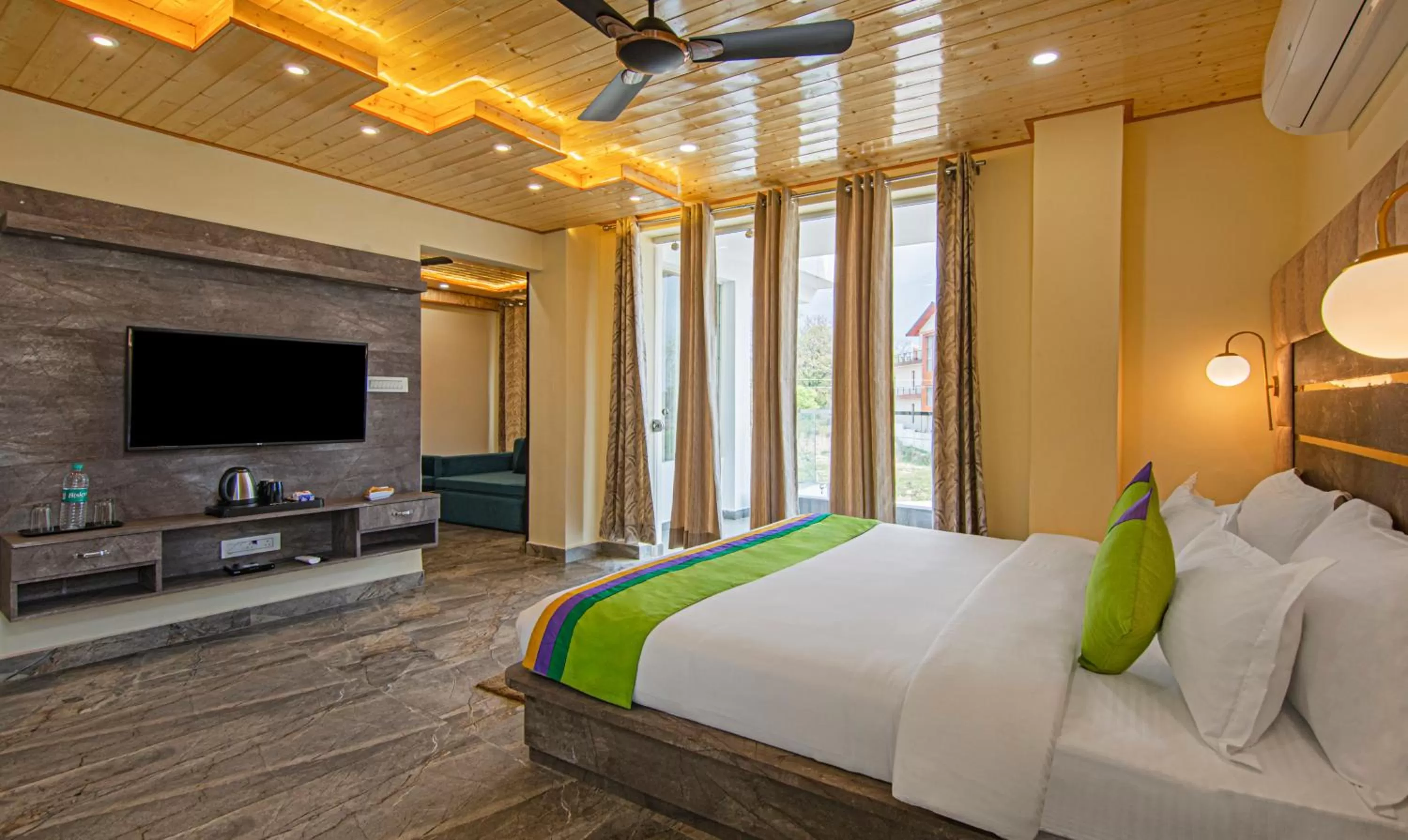 Bedroom, Bed in Treebo Ortus Residency