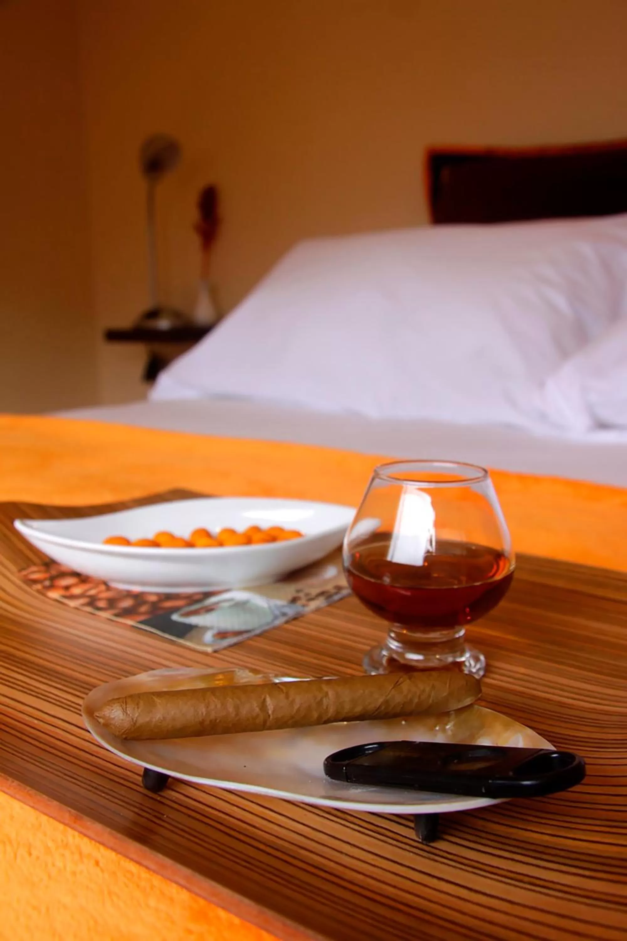 Photo of the whole room in 6 Suites Hotel