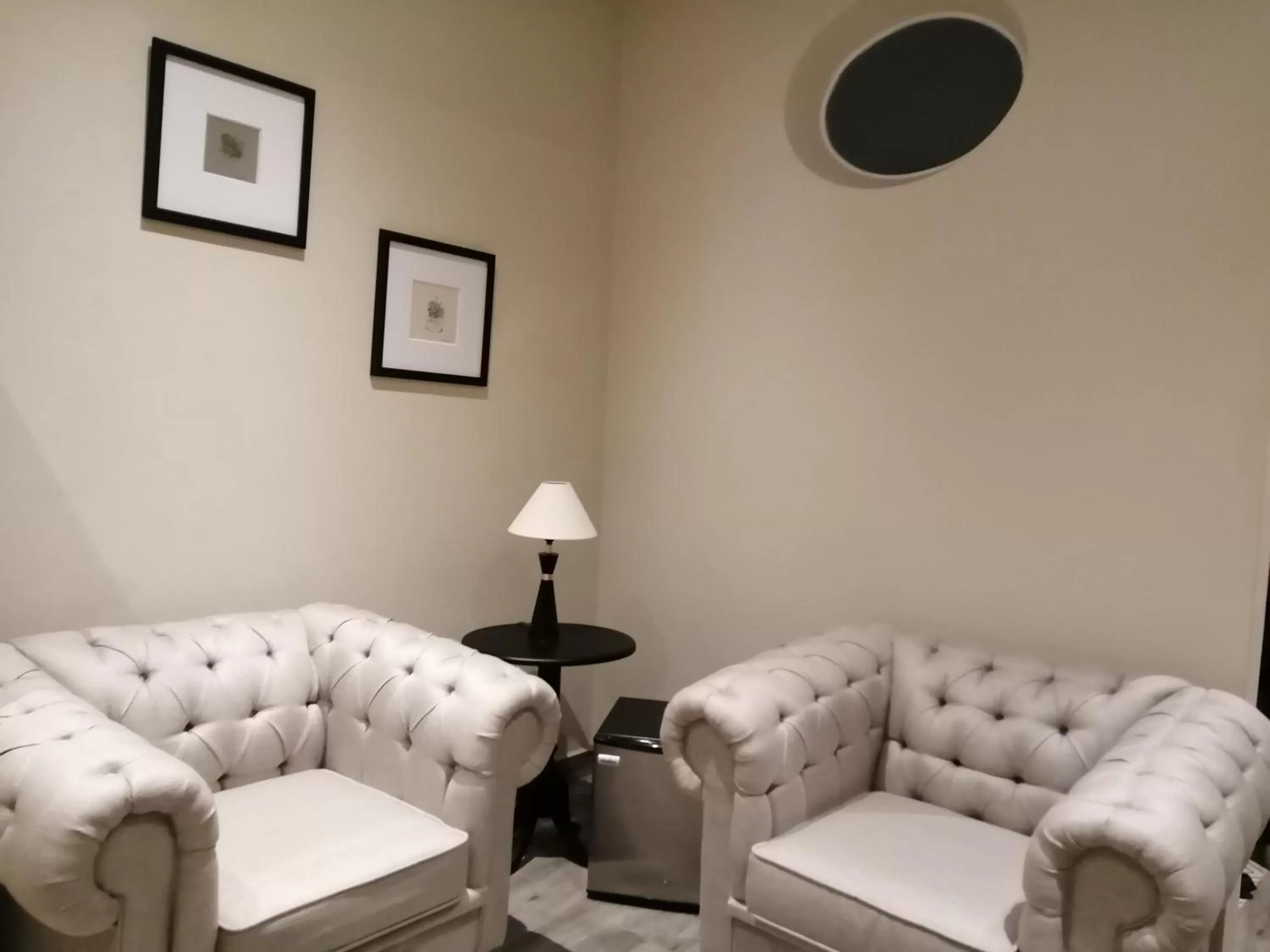 Living room, Seating Area in Hotel Bouquet (Adults Only)