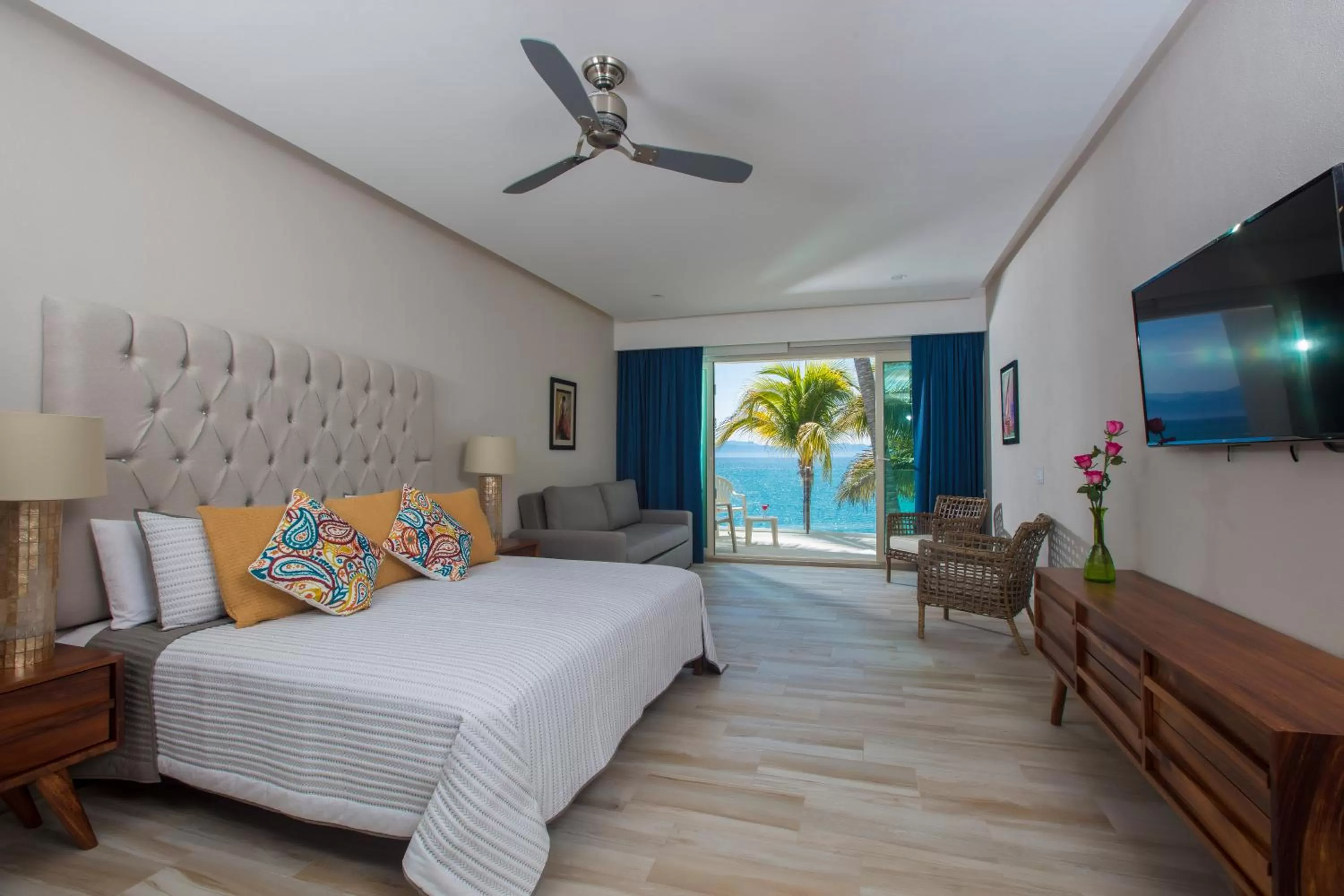 Photo of the whole room, Bed in Vista Vallarta All Suites On The Beach
