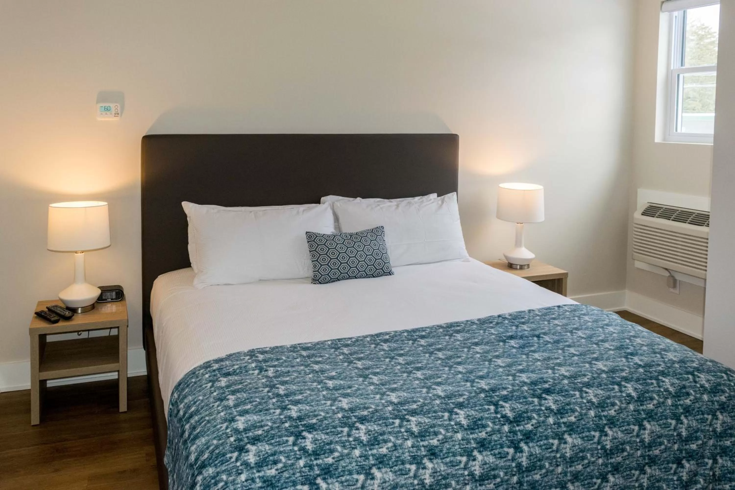 Bed in Lake Placid Inn: Main Street