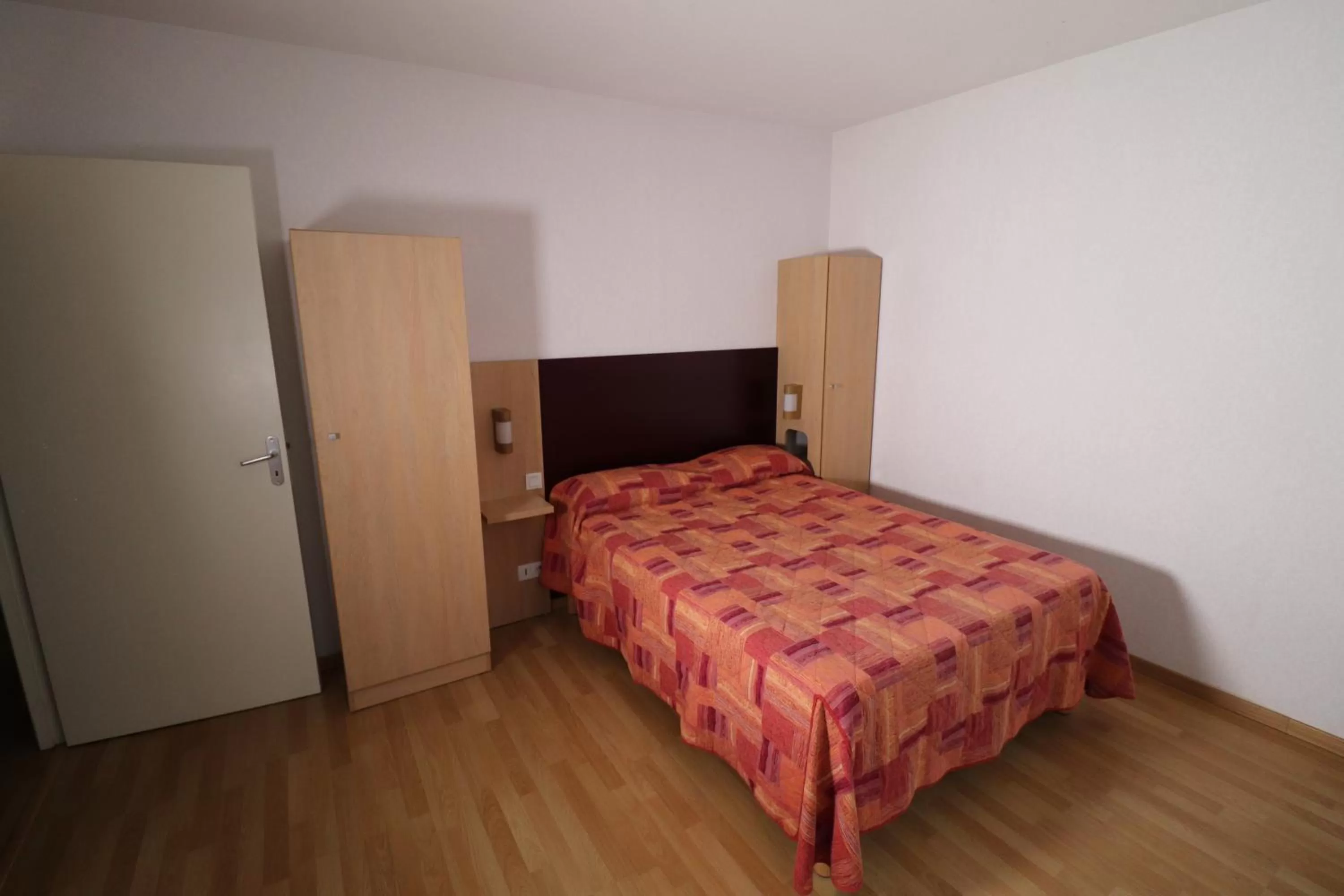 Bed in Chateau Ricard