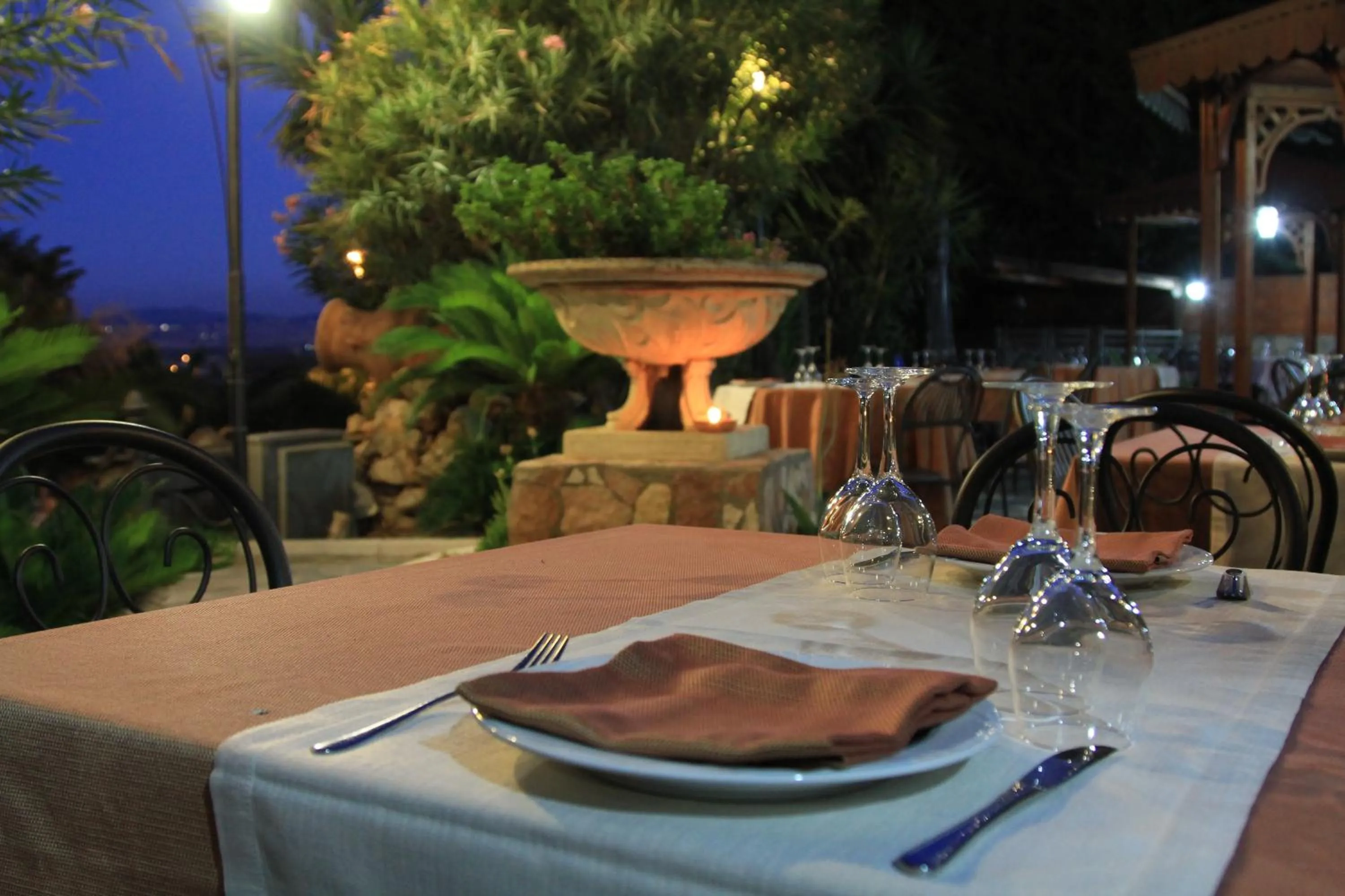 Restaurant/places to eat in Balconata 2.0 Banqueting & Accommodations