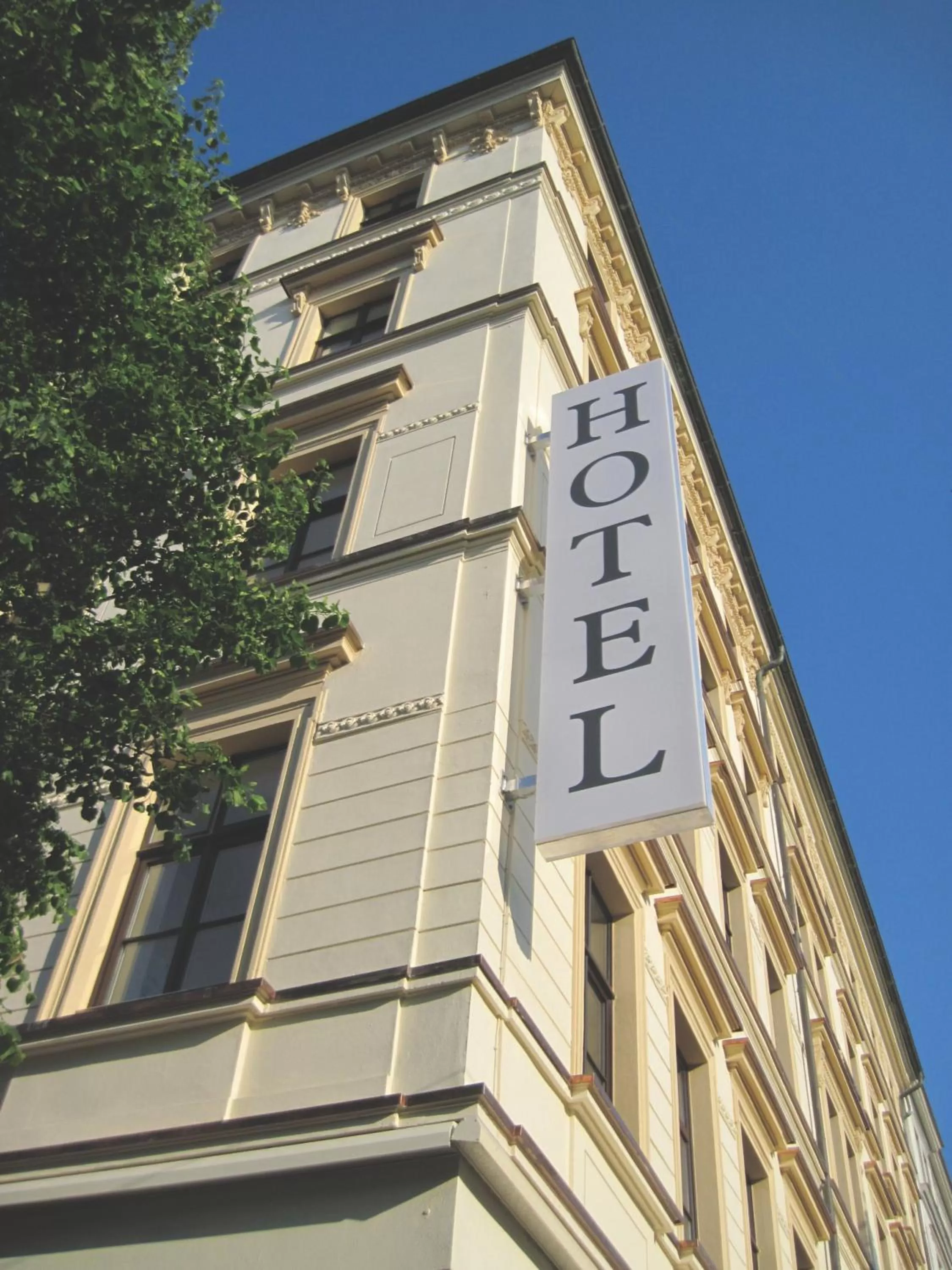 Facade/entrance in Hotel Arena City