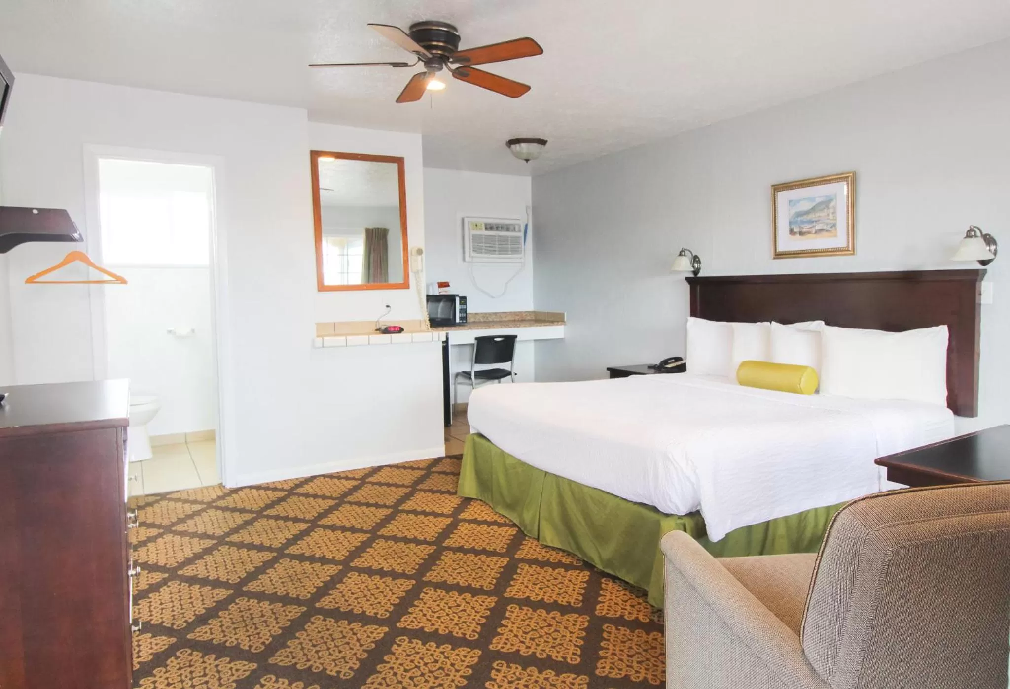 Bed in Stage Stop Inn Williams