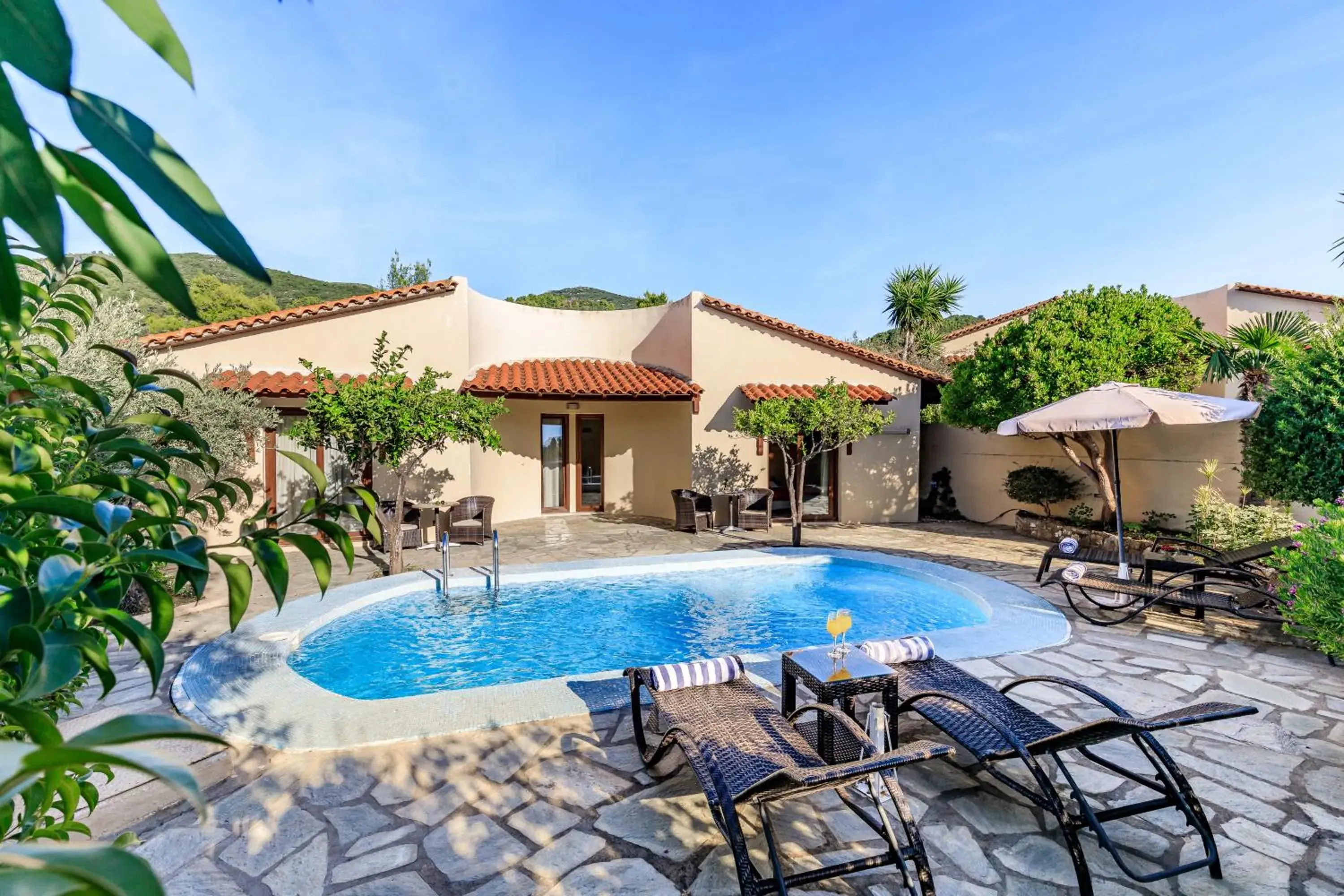 Bungalow in Skopelos Holidays Hotel & Spa Bungalow in Skopelos Holidays Hotel & Spa