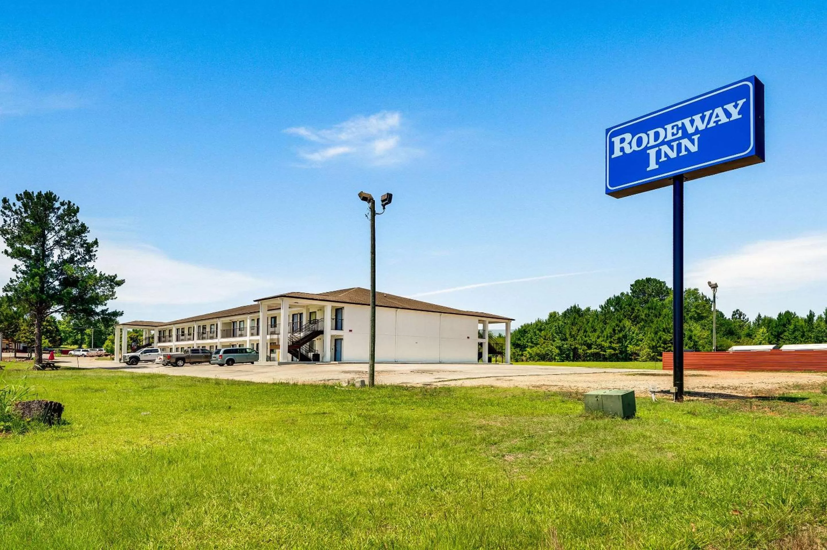 Property building in Rodeway Inn Sandersville