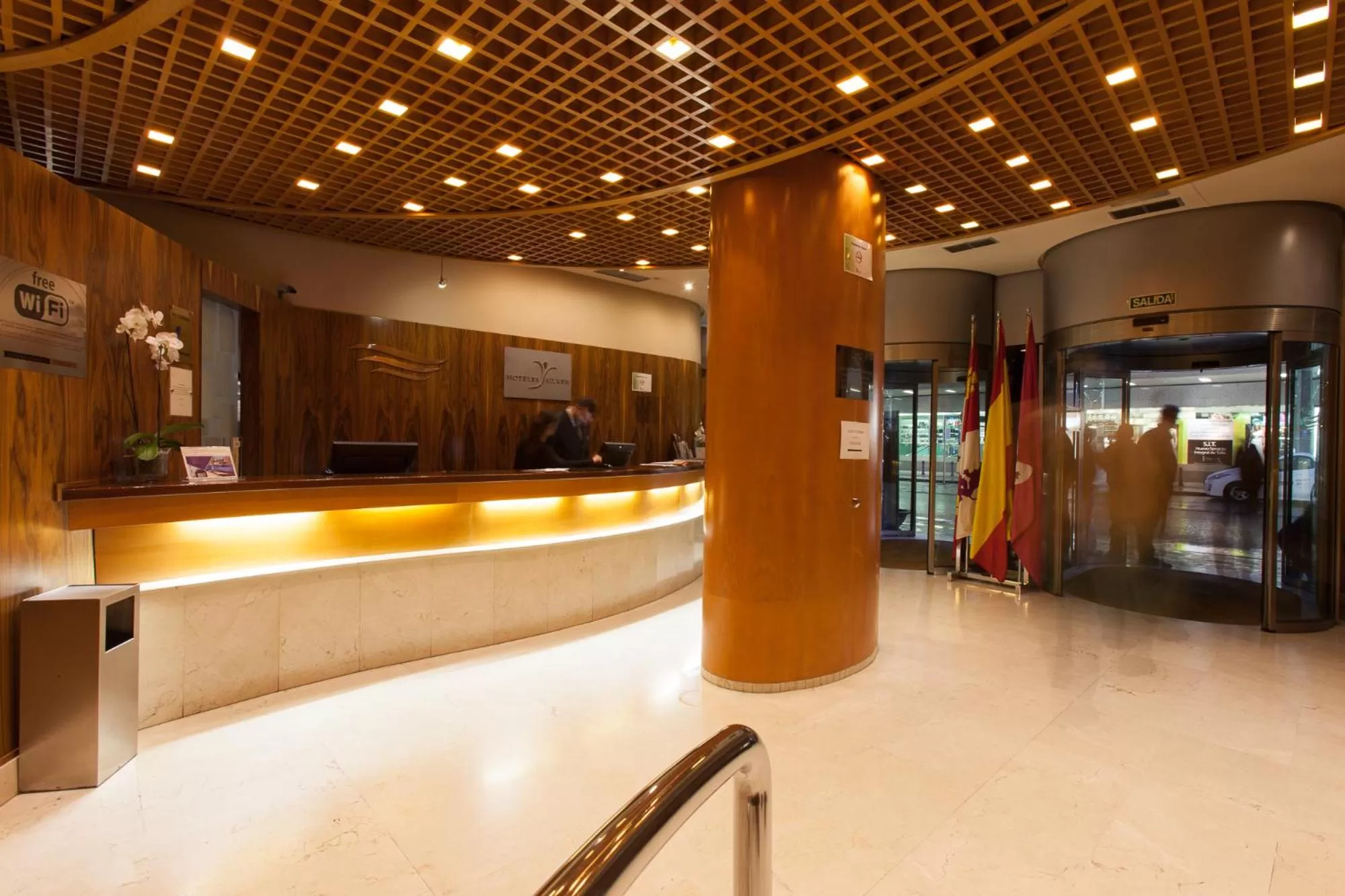 Lobby or reception in Silken Luis de León