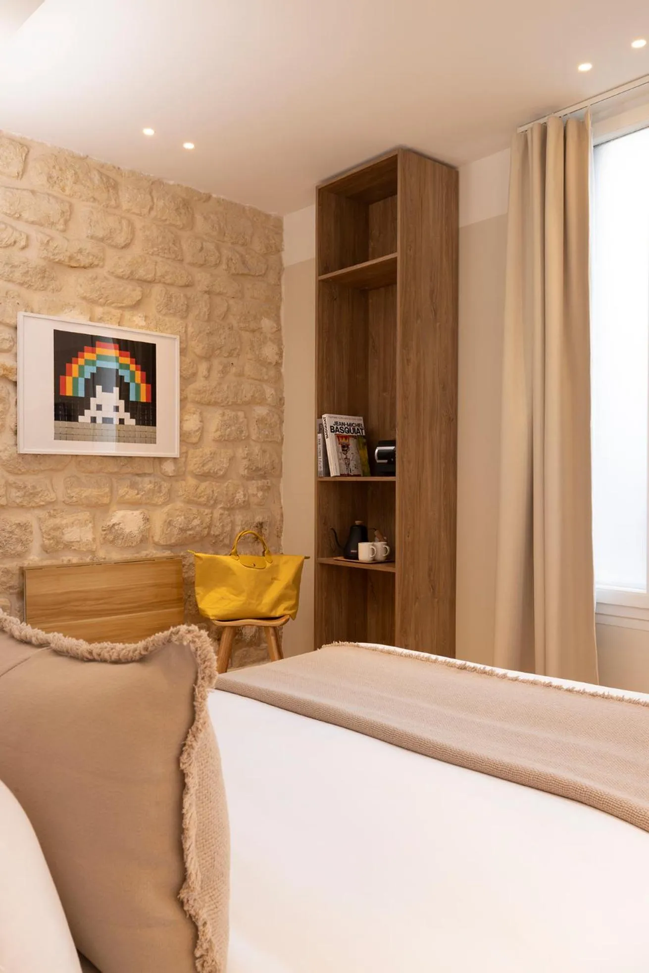 Photo of the whole room, Bed in Hôtel Le Daum