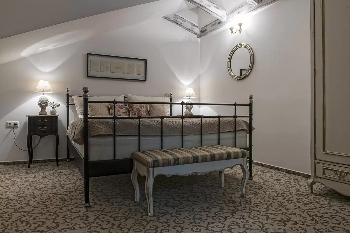 Decorative detail, Bed in Hotel Pod Bránou